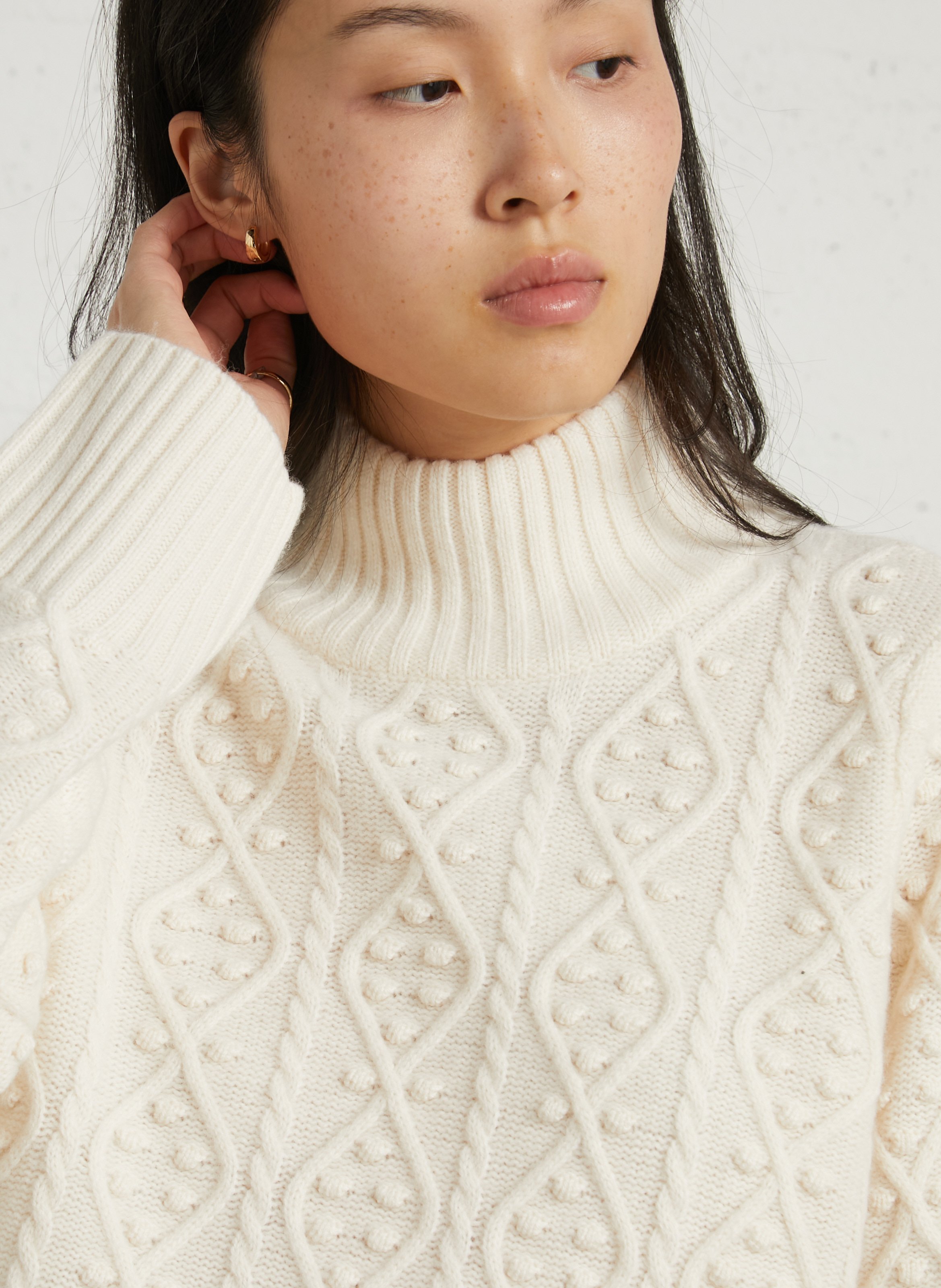 Pull en maille torsadée de laine mérinos PETITE MENDIGOTE Beige