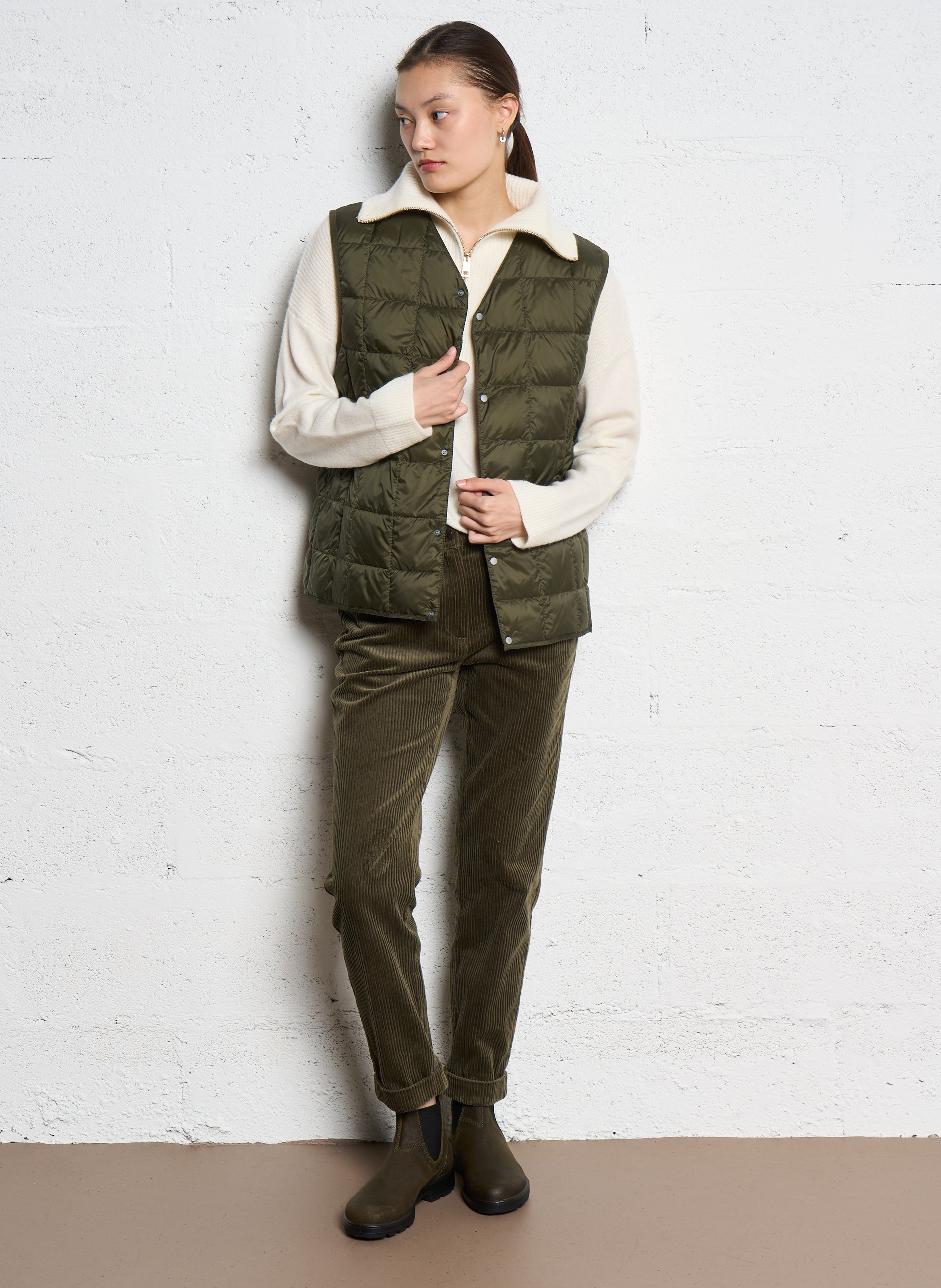 Doudoune droite sans manches TAION Kaki