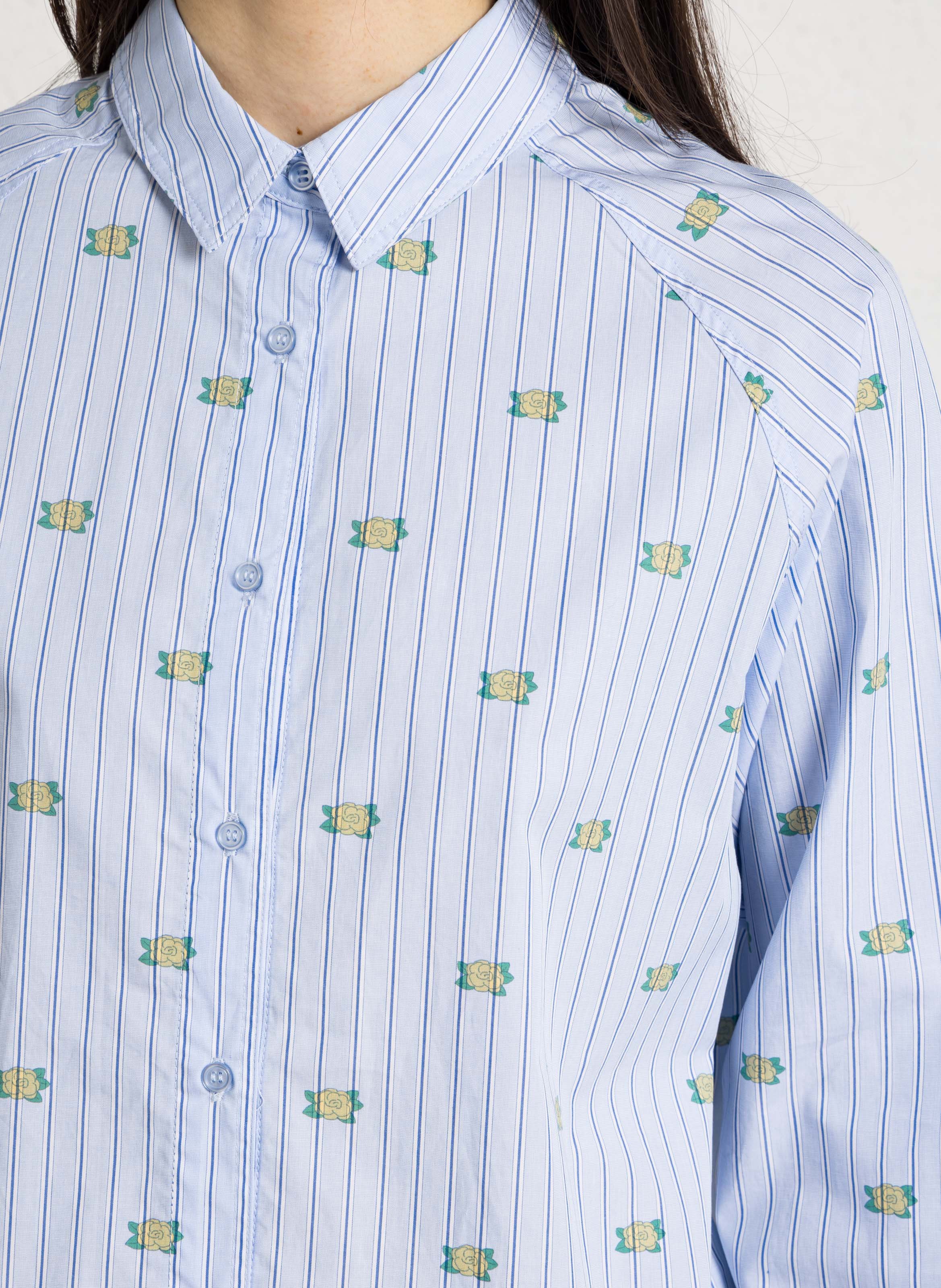 Weites Hemd mit klassischem Kragen, Streifen und Blumenmuster aus Baumwolle. THE TINY BIG SISTER Blau