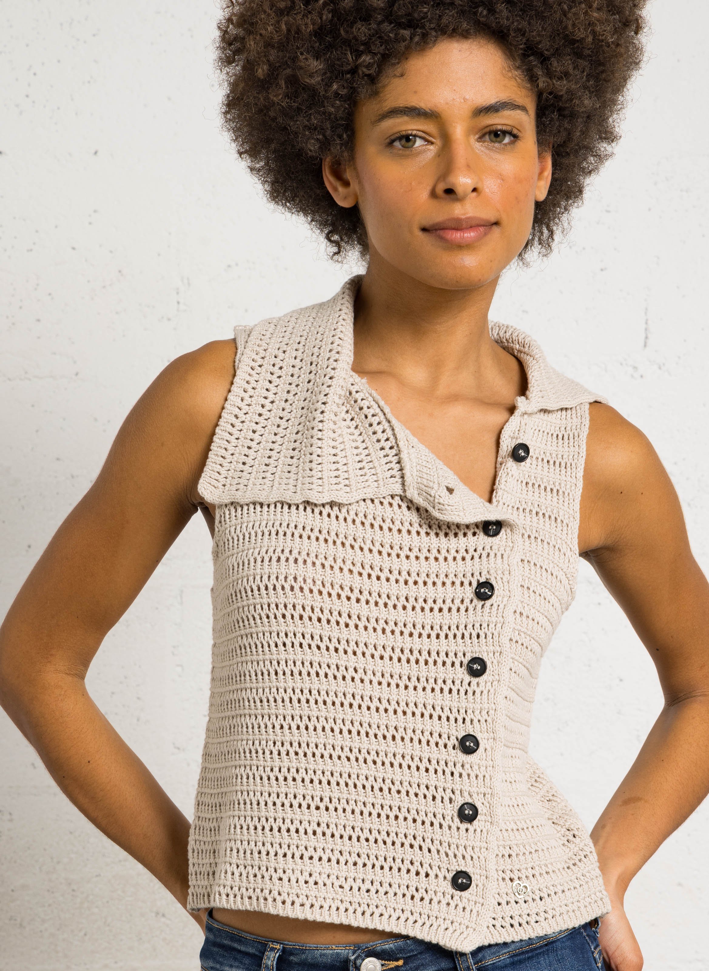 Sleeveless denim shirt with classic collar PLEASE