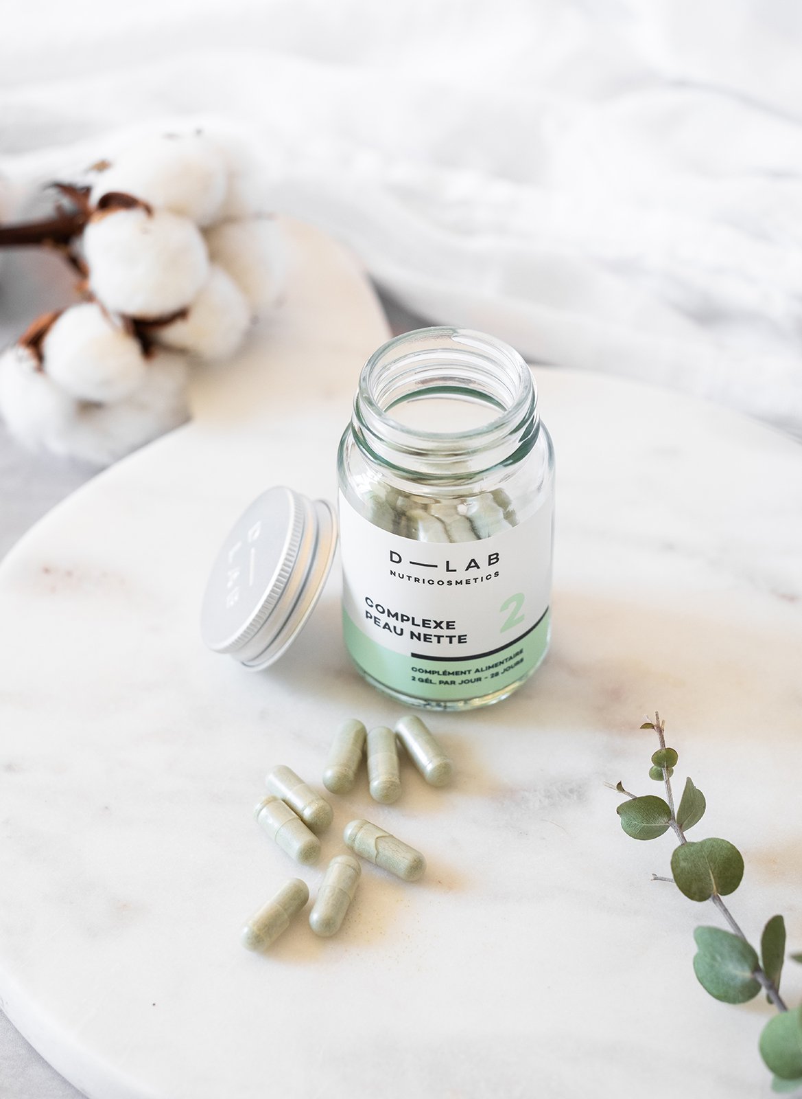 Complexe Huid Zuiver
Zuivert en egaliseert de huid D-LAB NUTRICOSMETICS No color