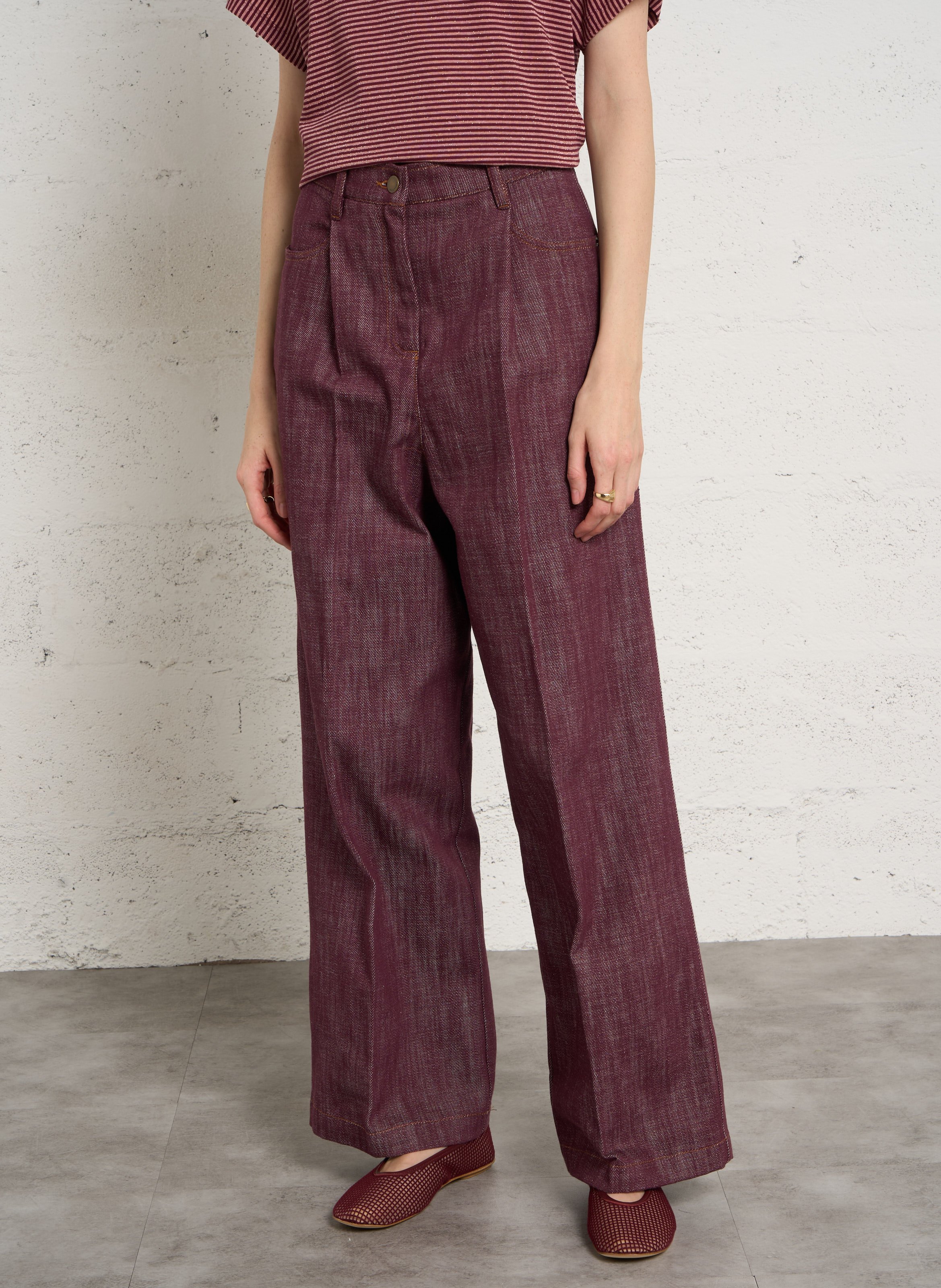 Weit geschnittene Jeans - aus Baumwolle MOMONI Rot