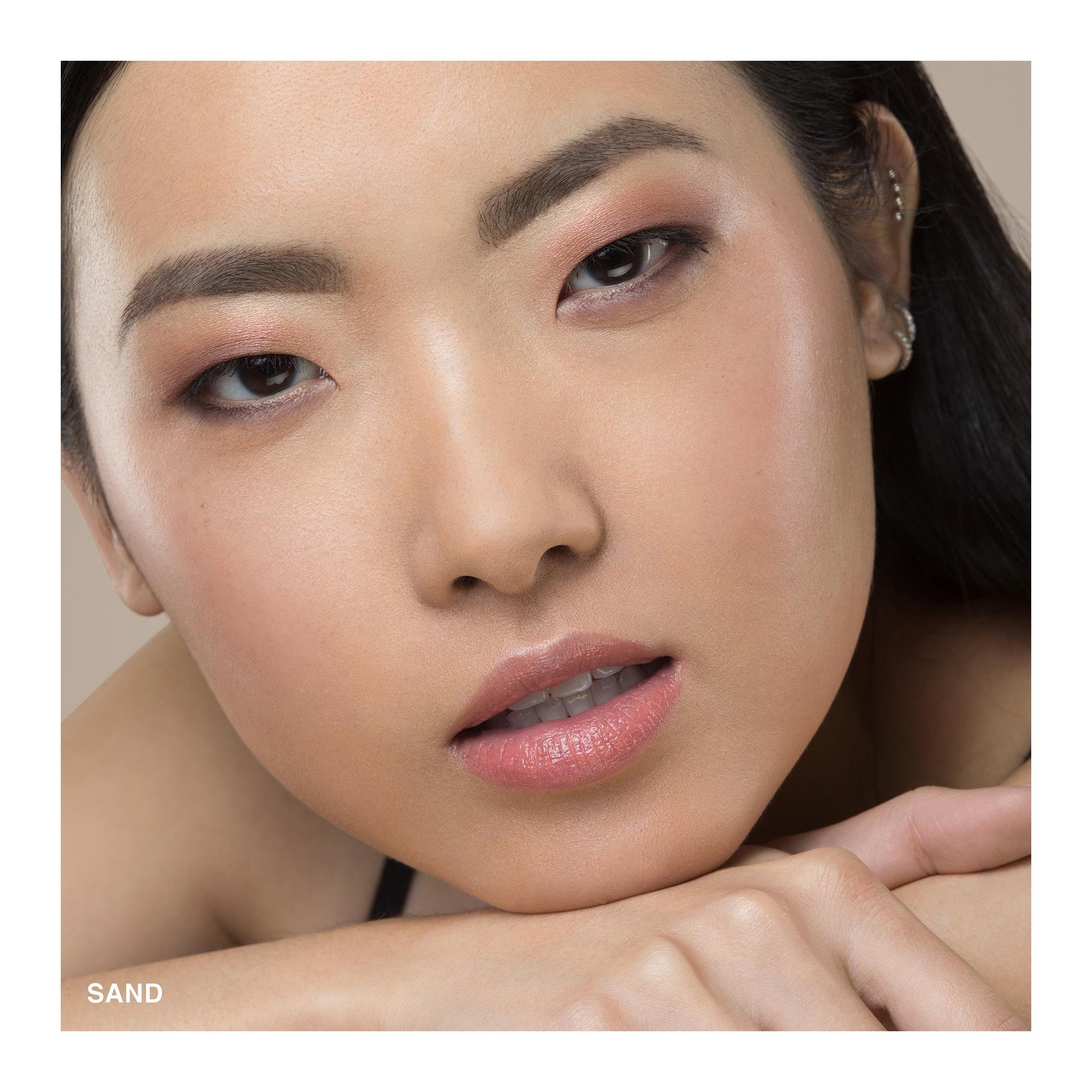 Intensive Serum Foundation - Fond de Teint Sérum SPF40 BOBBI BROWN 06 sand (n-032)