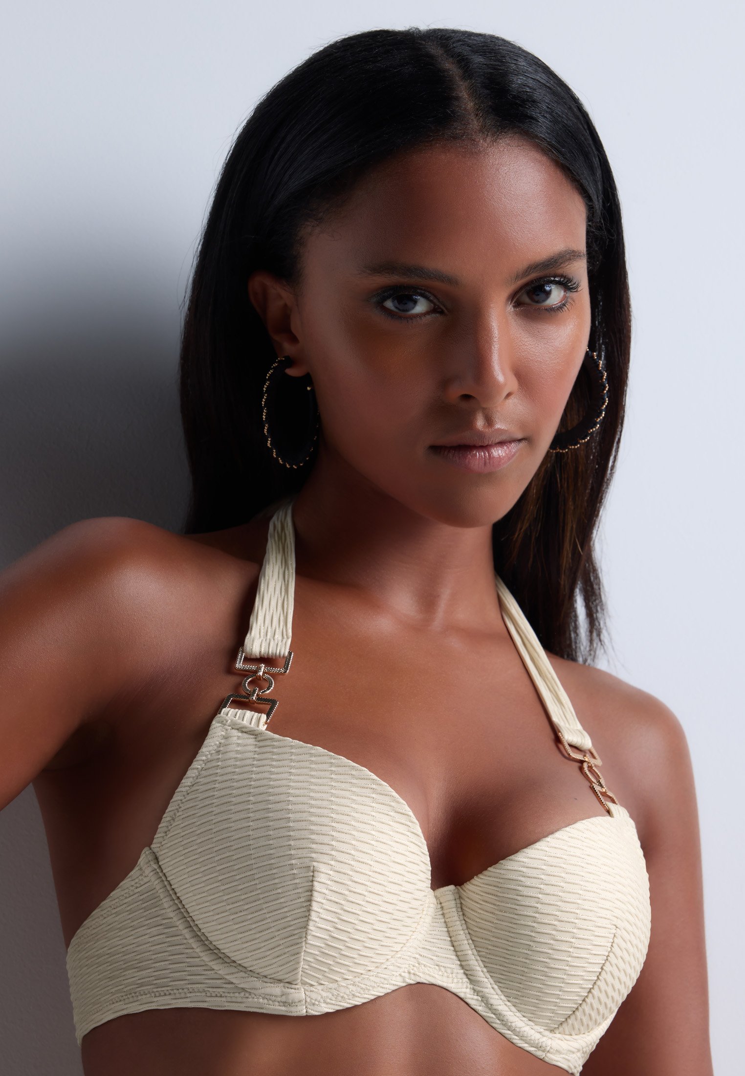 Bikini top with push-up cups White