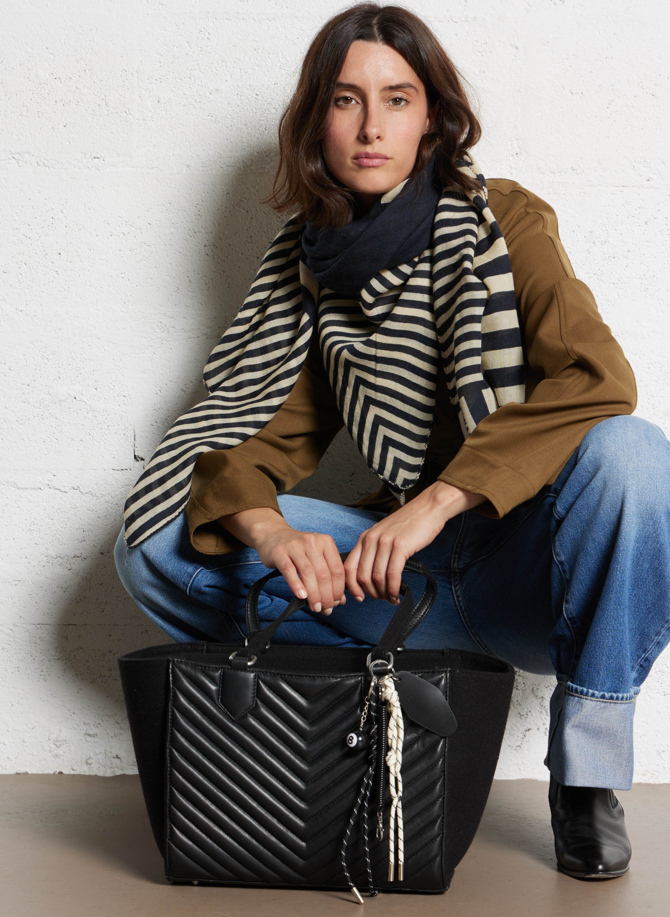 Quilted Chevron Mix Tote IKKS Black