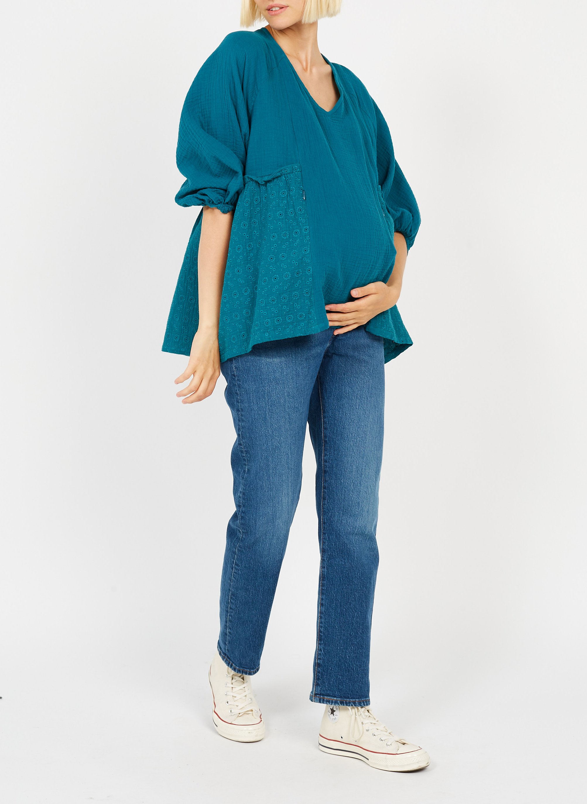 Cotton V-neck maternity top with 3/4 sleeves Blue