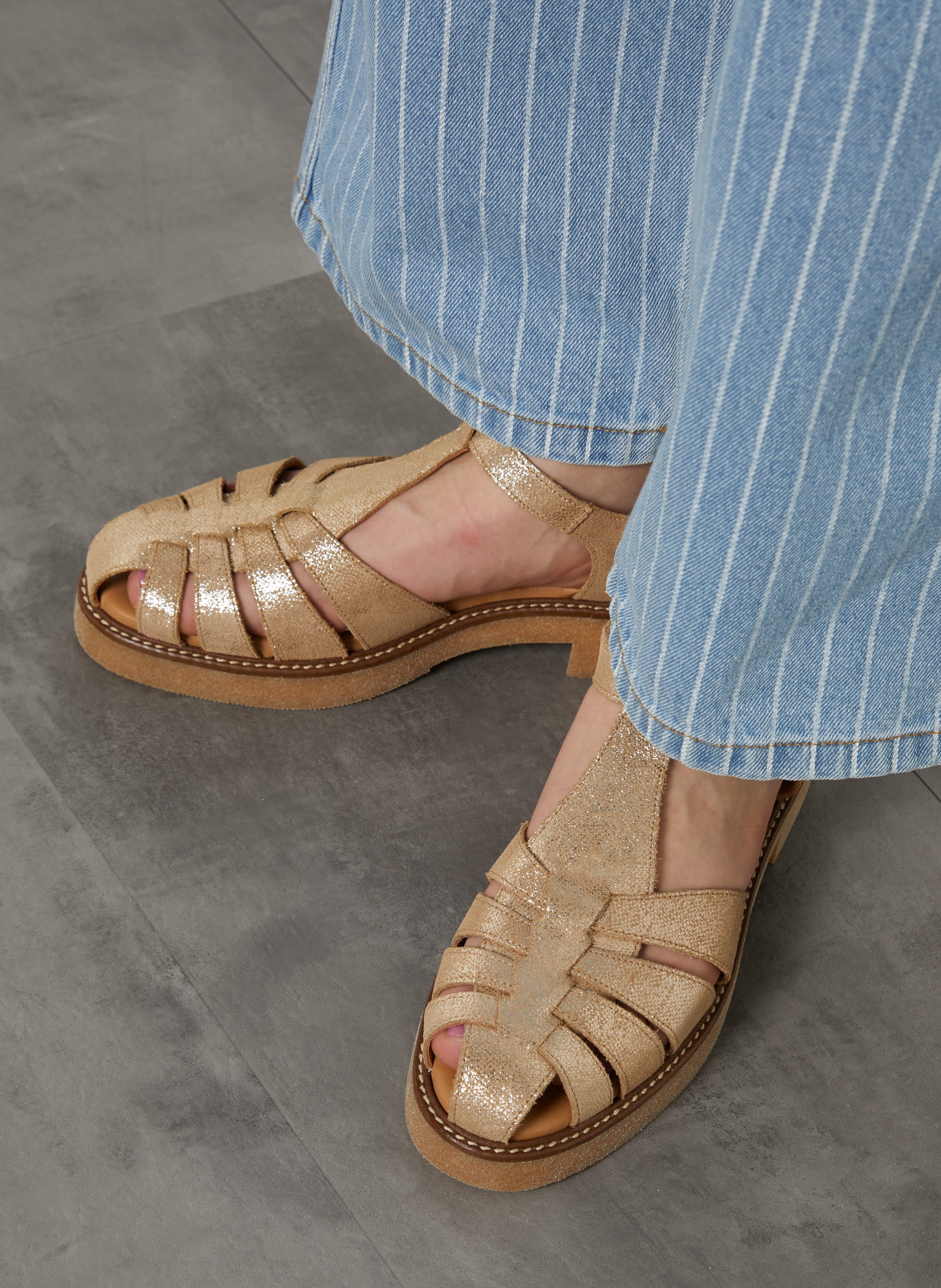 Riemchensandalen aus Wildleder BOCAGE Golden