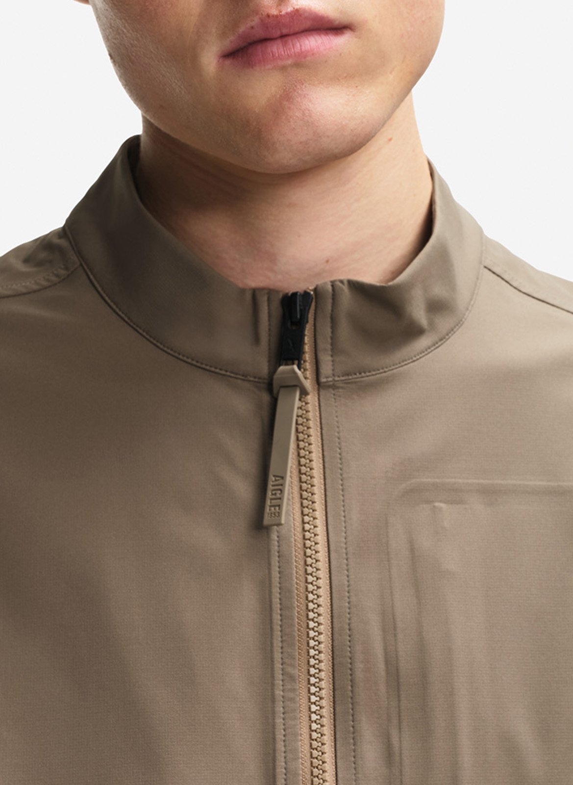 Solid zip-up straight jacket AIGLE Brown