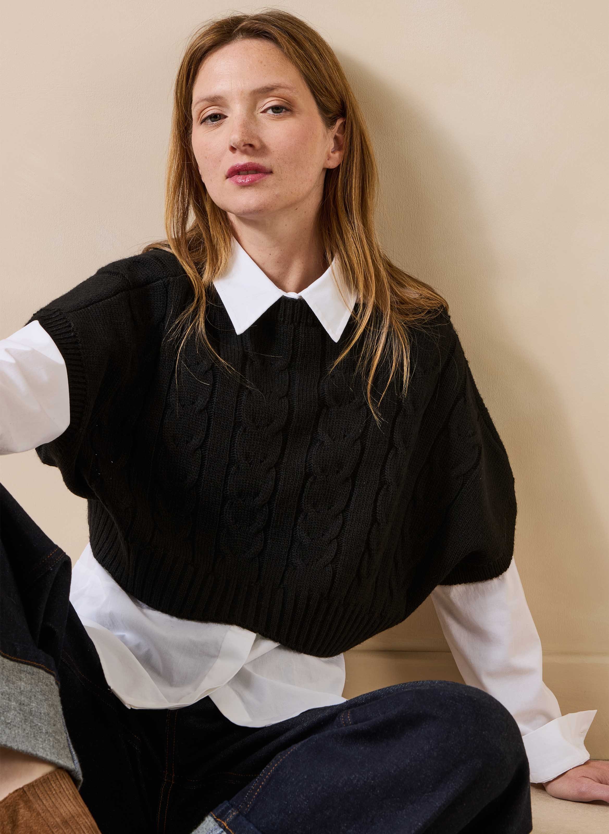 Pull court et ample en maille LA FEE MARABOUTEE Noir