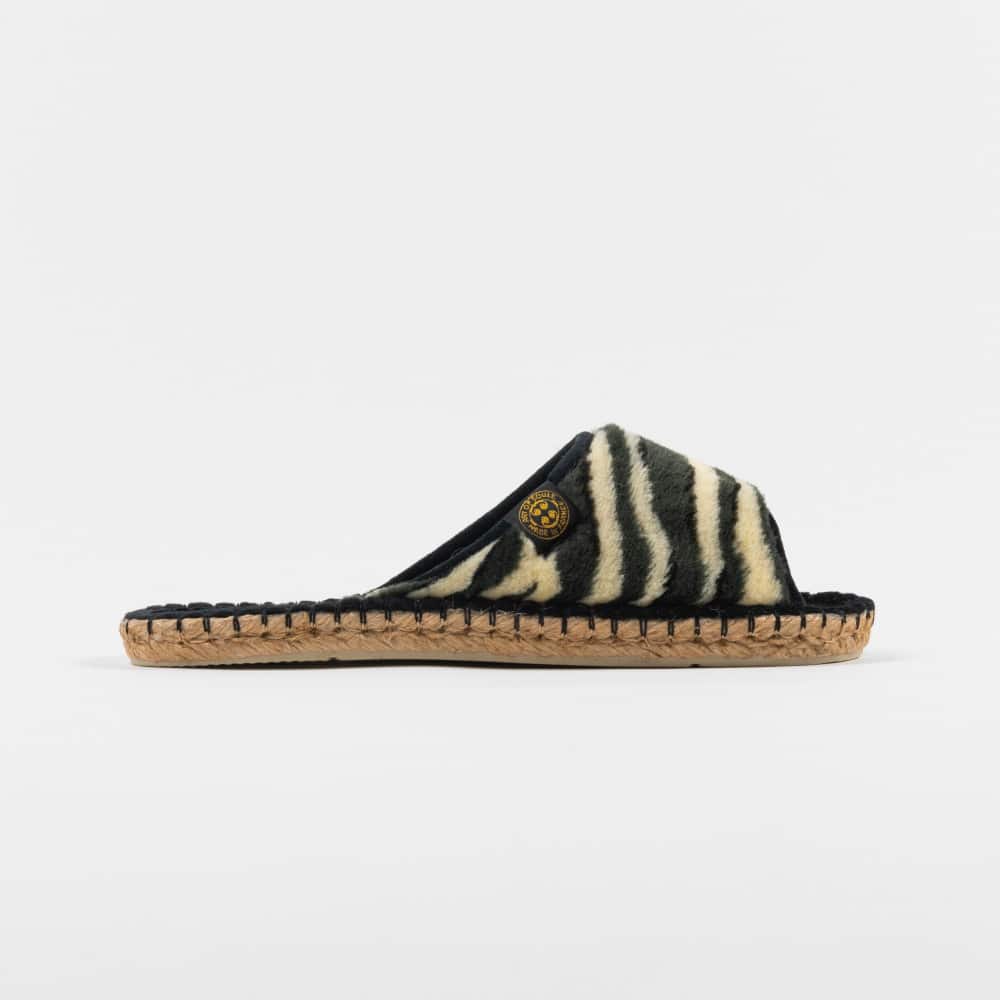 Printed espadrilles ART OF SOULE Black