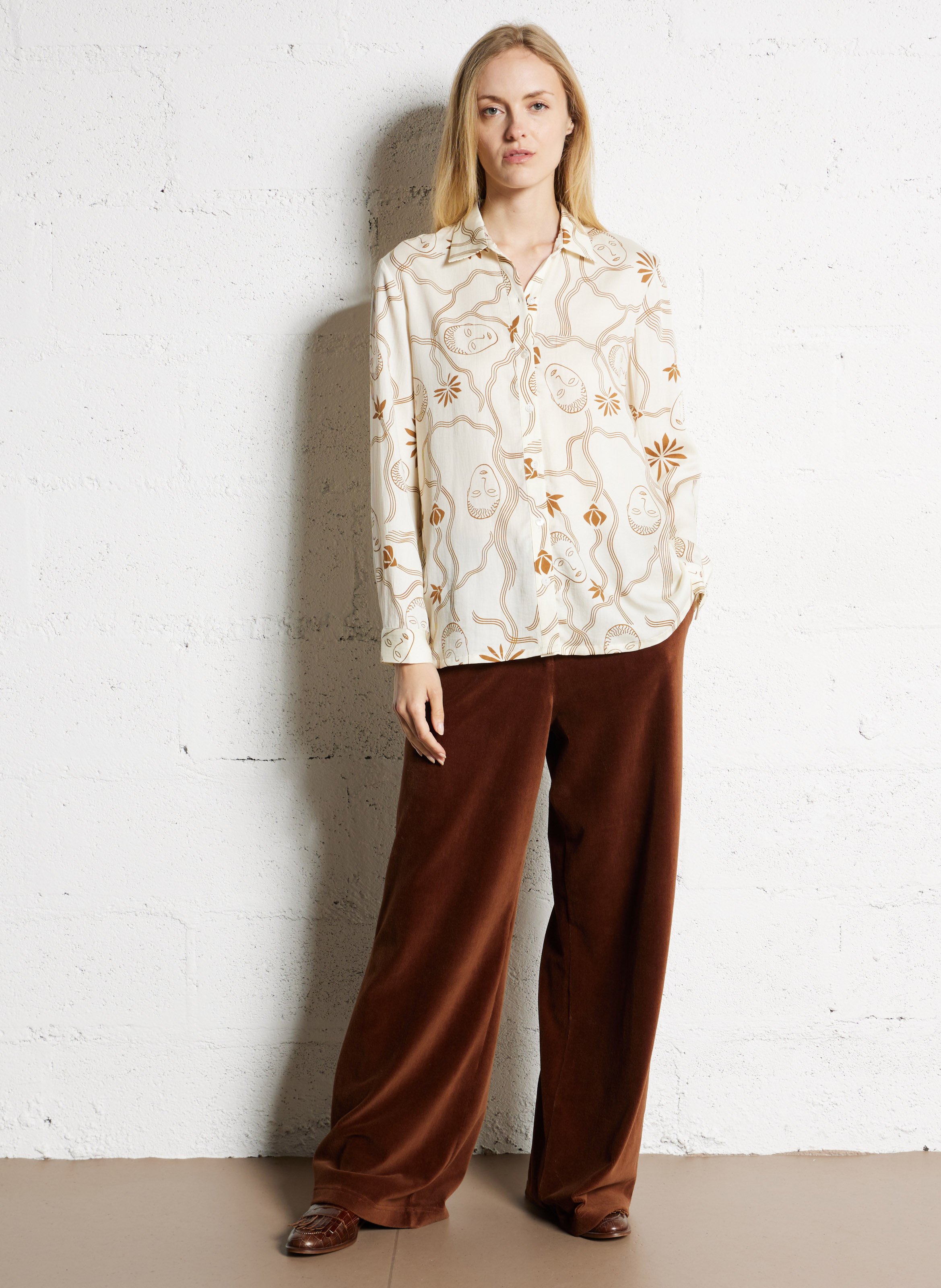 Printed loose-fit shirt with classic collar NICE THINGS Beige
