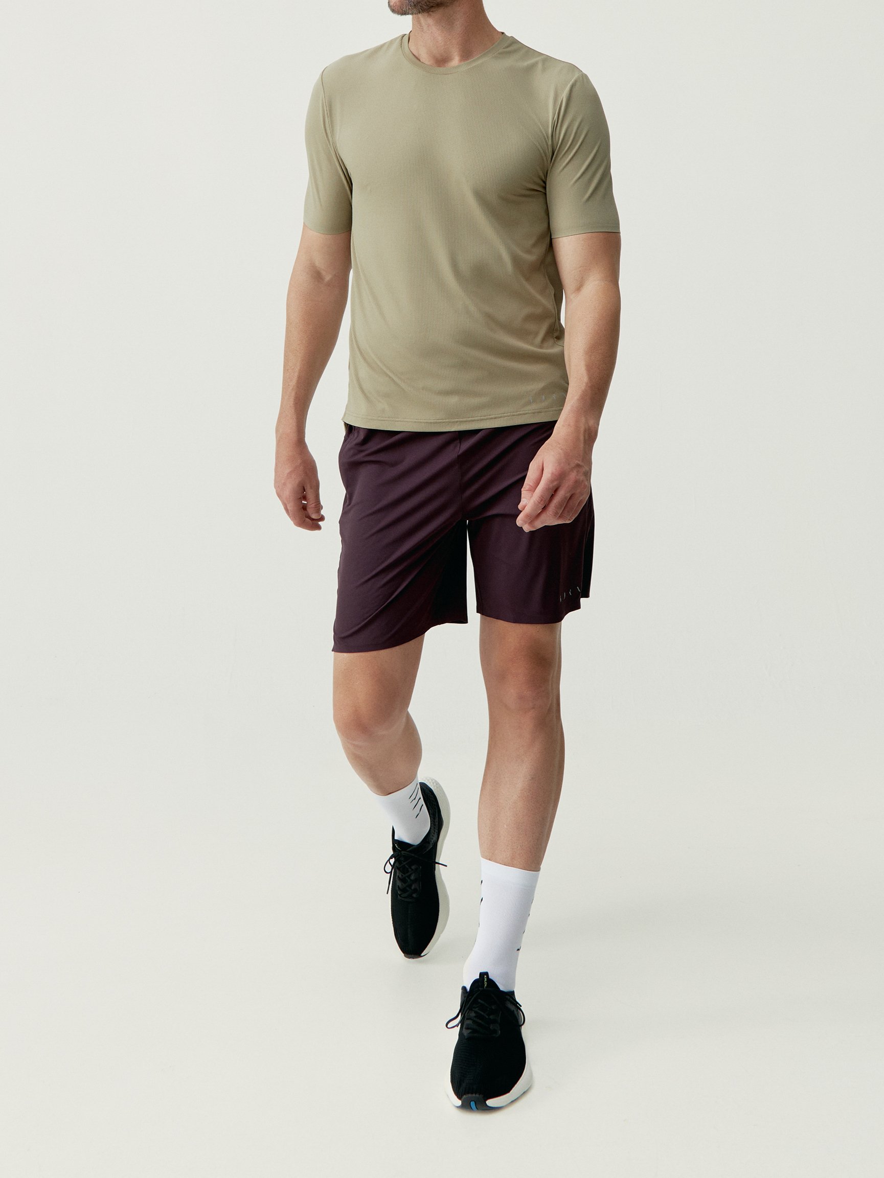 Sport shorts BORN LIVING YOGA Red