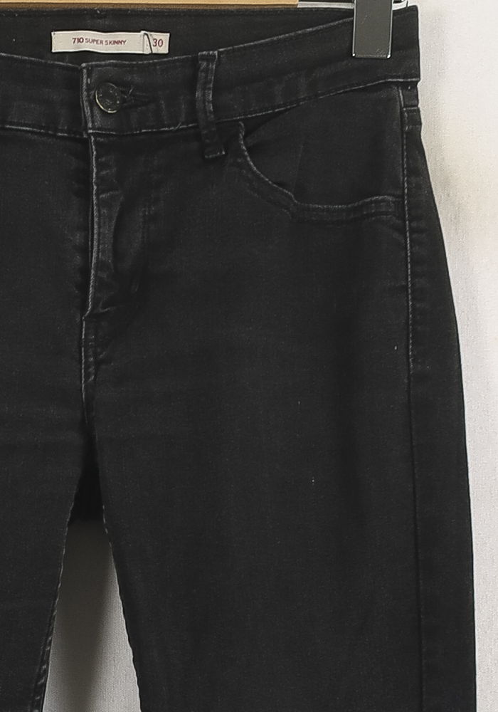 Cropped slim jeans with studs LEVI'S - Seconde main Black