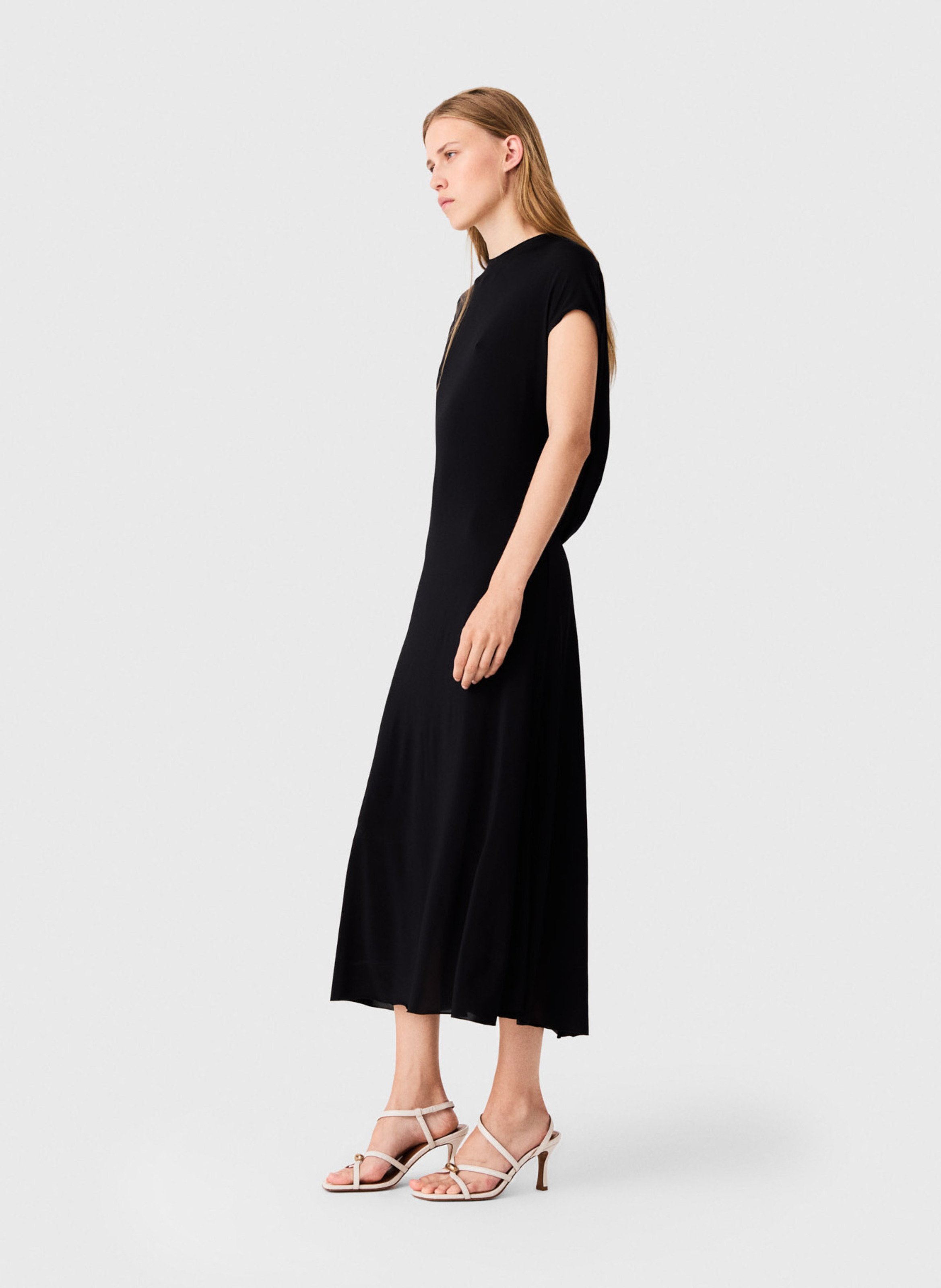 Robe longue fluide à découpe dos MAJE Noir