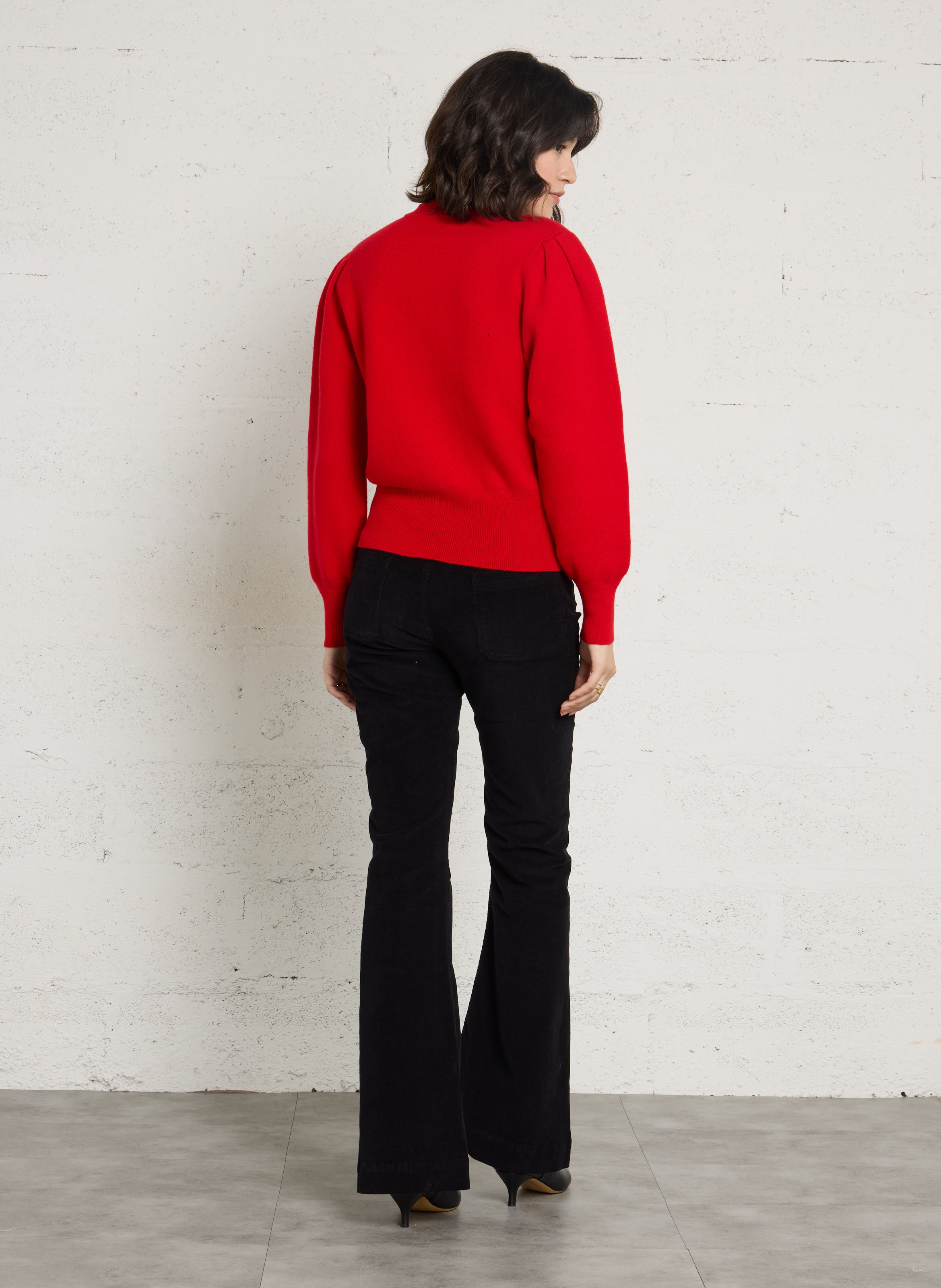 Pull droit col rond brodé en laine BERENICE Rouge