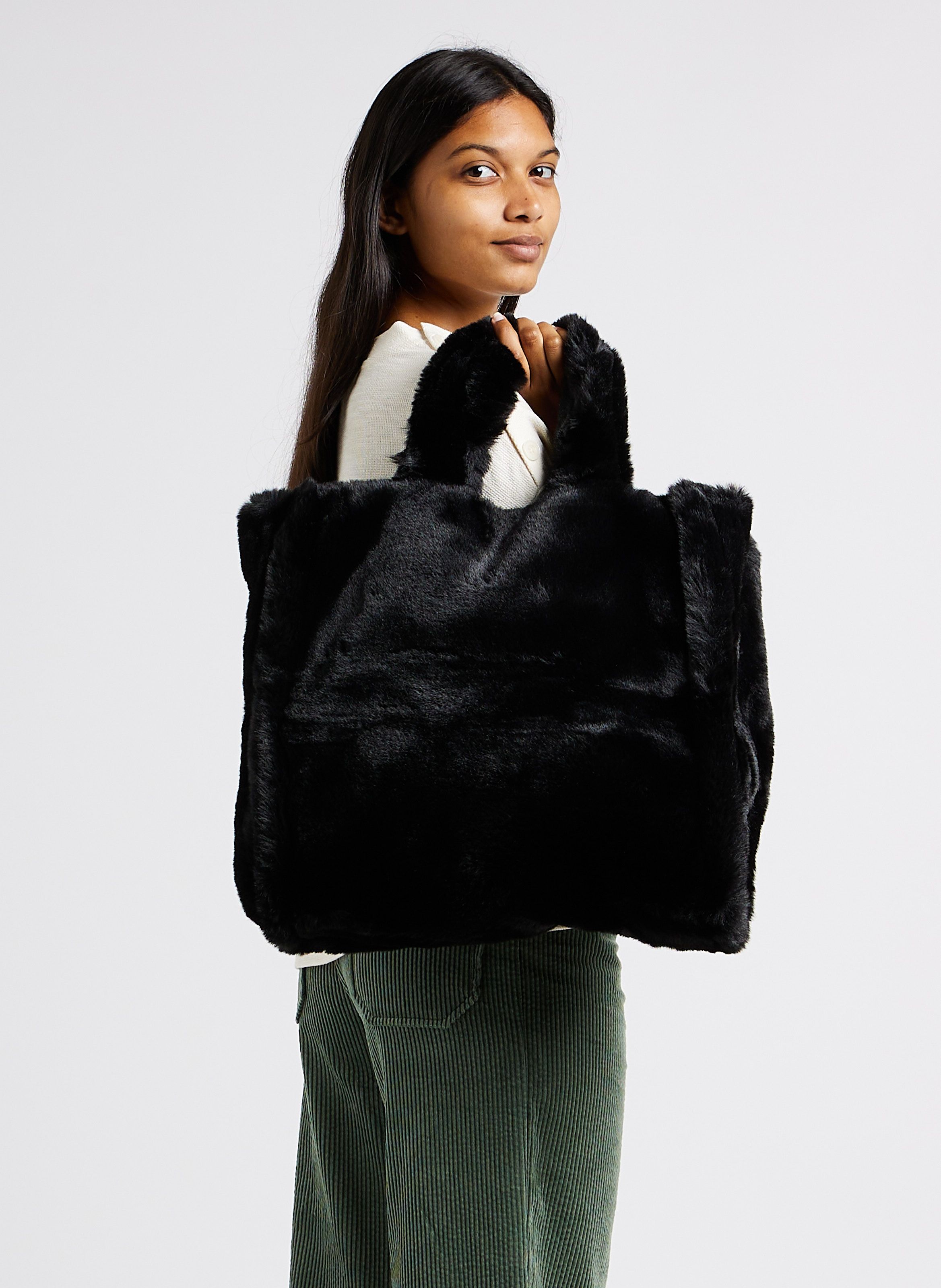 Black best sale fuzzy bag