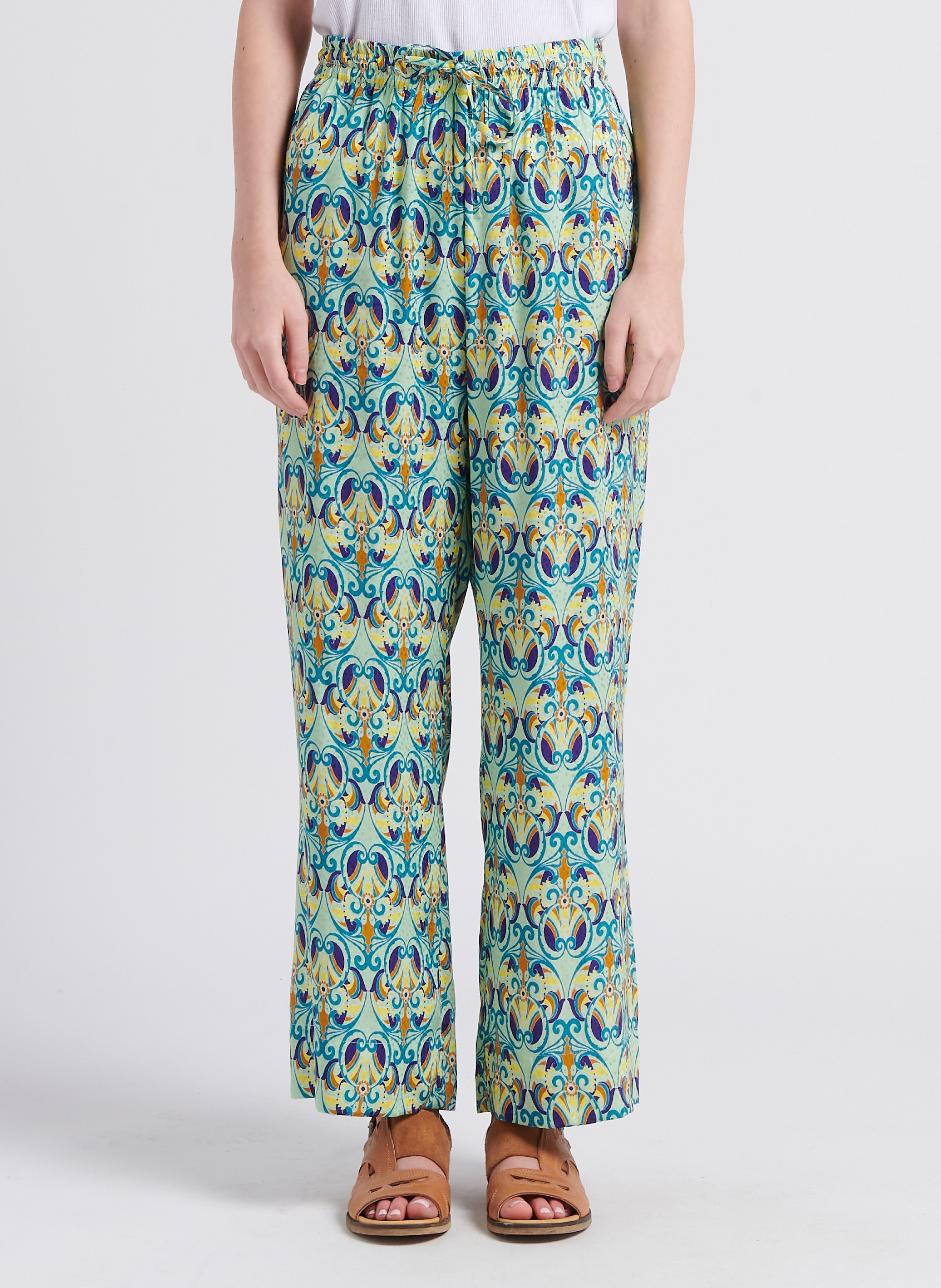 Pull ample col rond en laine mélangée - Look 1