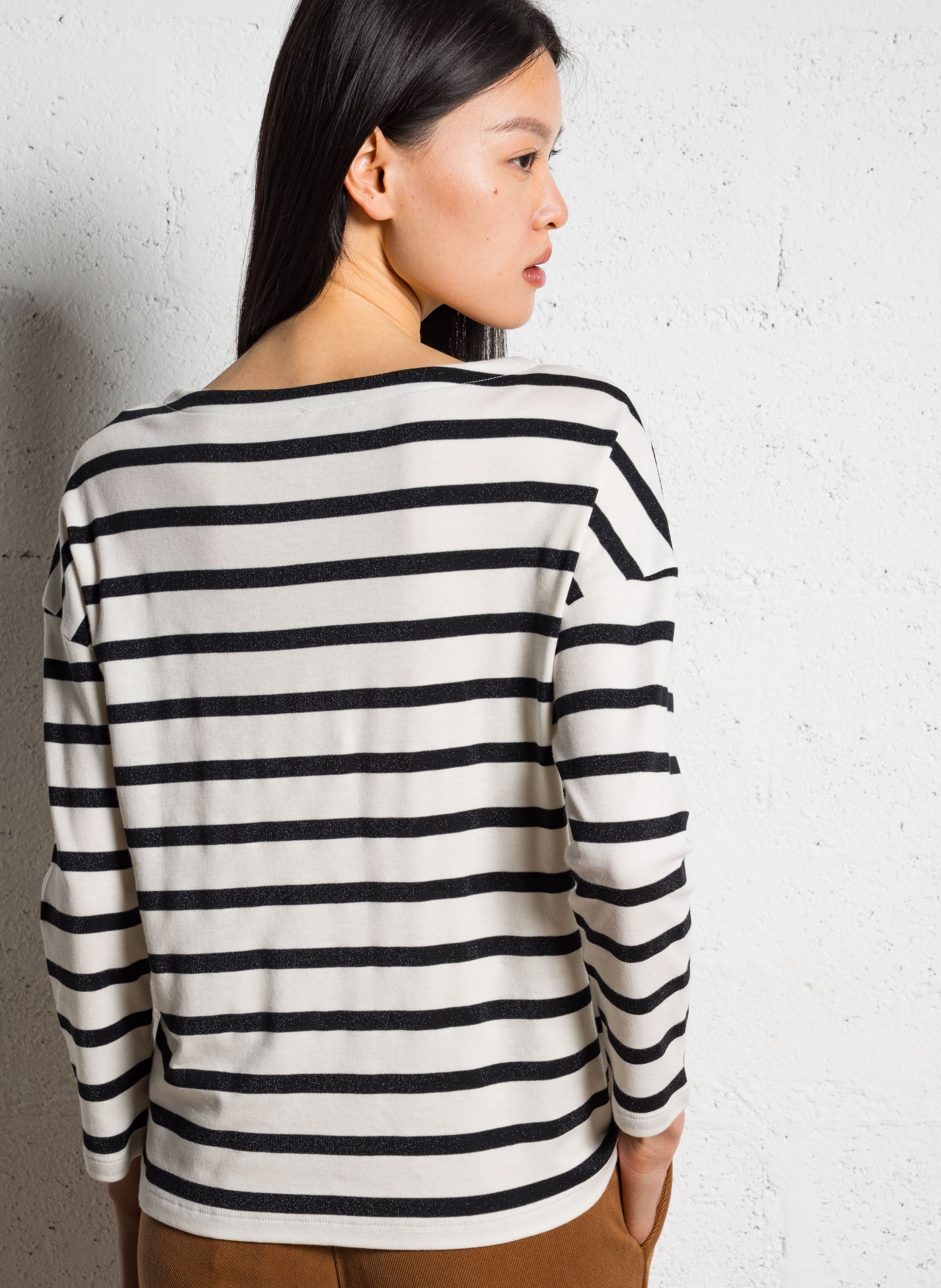 Striped T-shirt with heart embroidery I CODE White