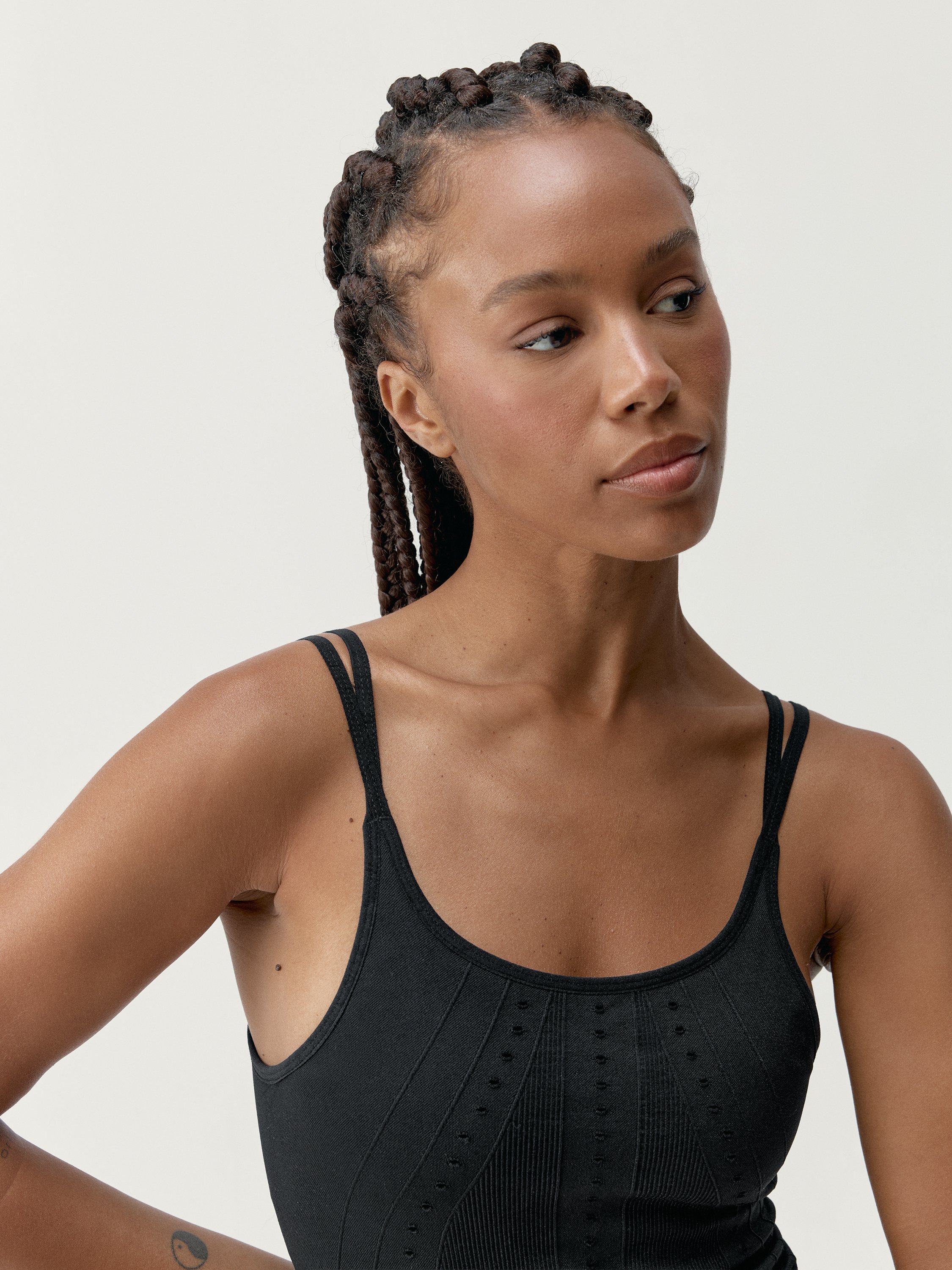 Shantala sports bra with removable padding BORN LIVING YOGA Black