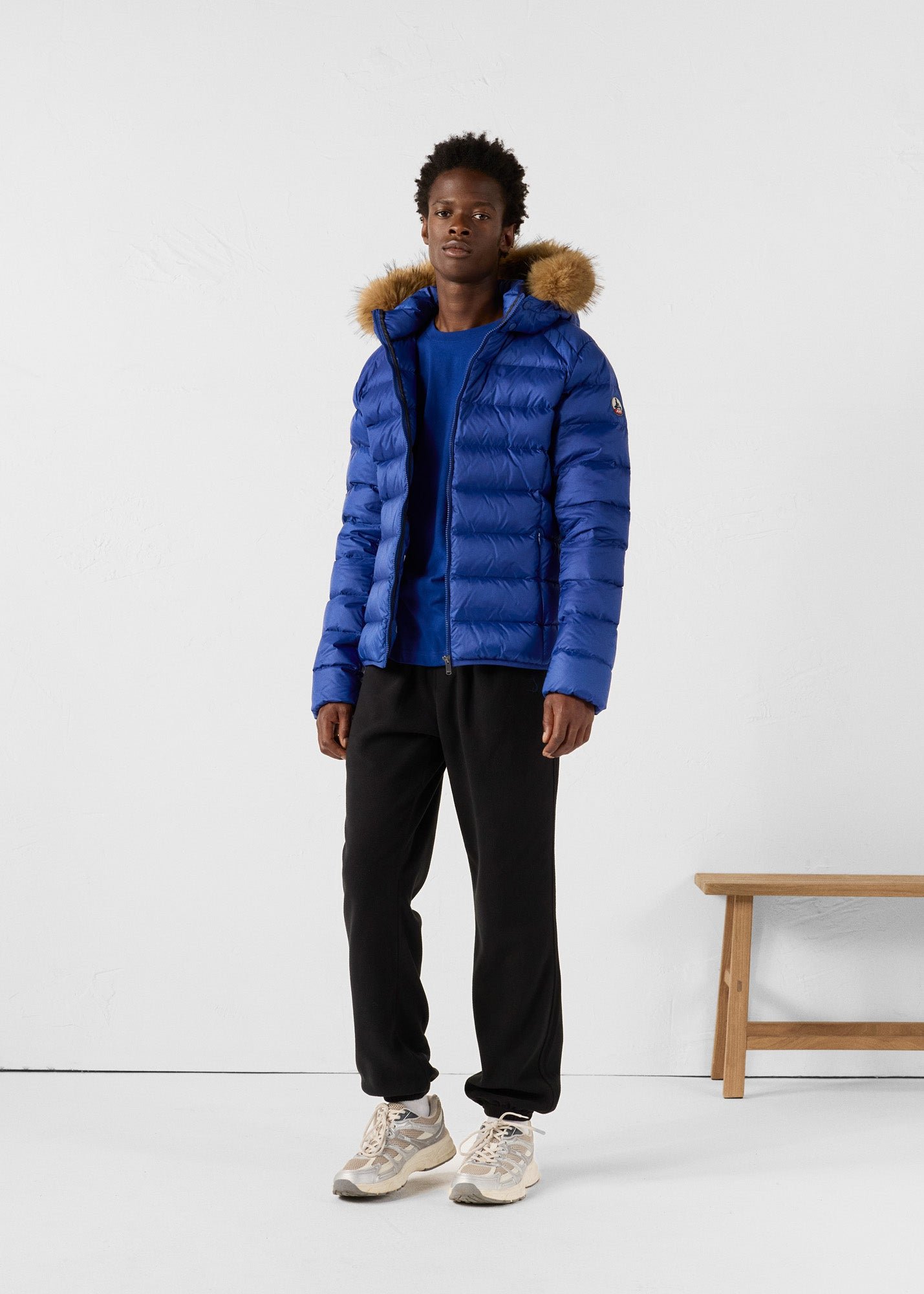 Short hooded prestige puffer jacket JOTT Blue