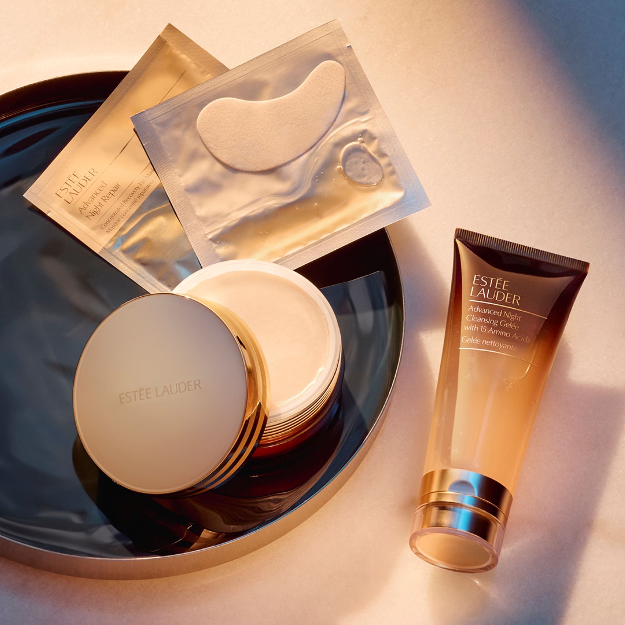 Cleansing balm enriched with nourishing oil infusion ESTEE LAUDER No color