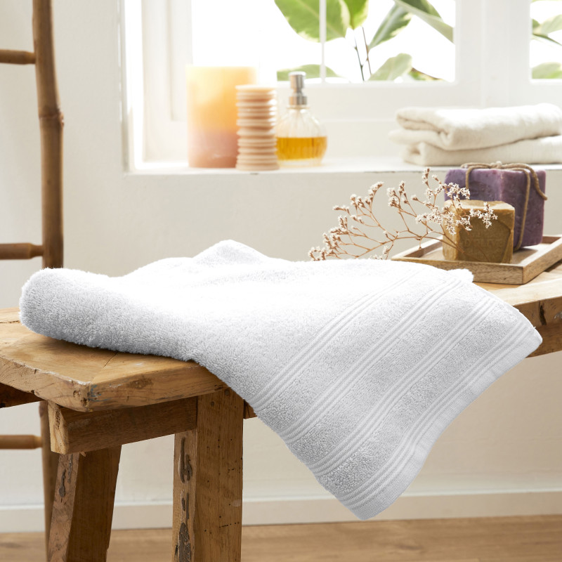 100% combed cotton bath towel White