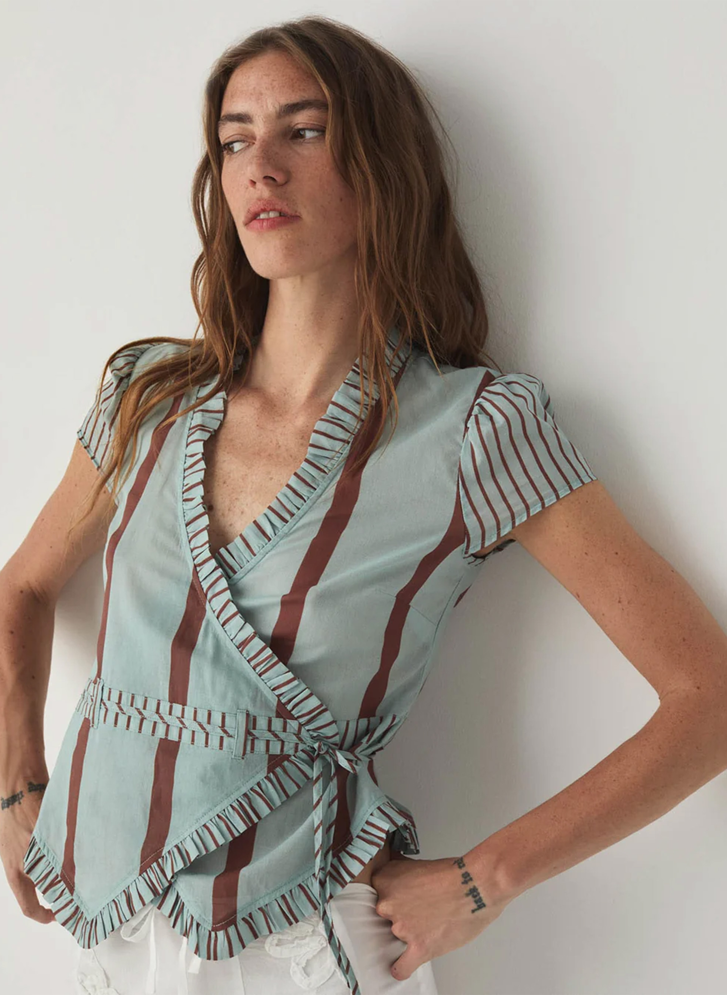 Top in a blended cotton wrap-style LAAGAM Blue