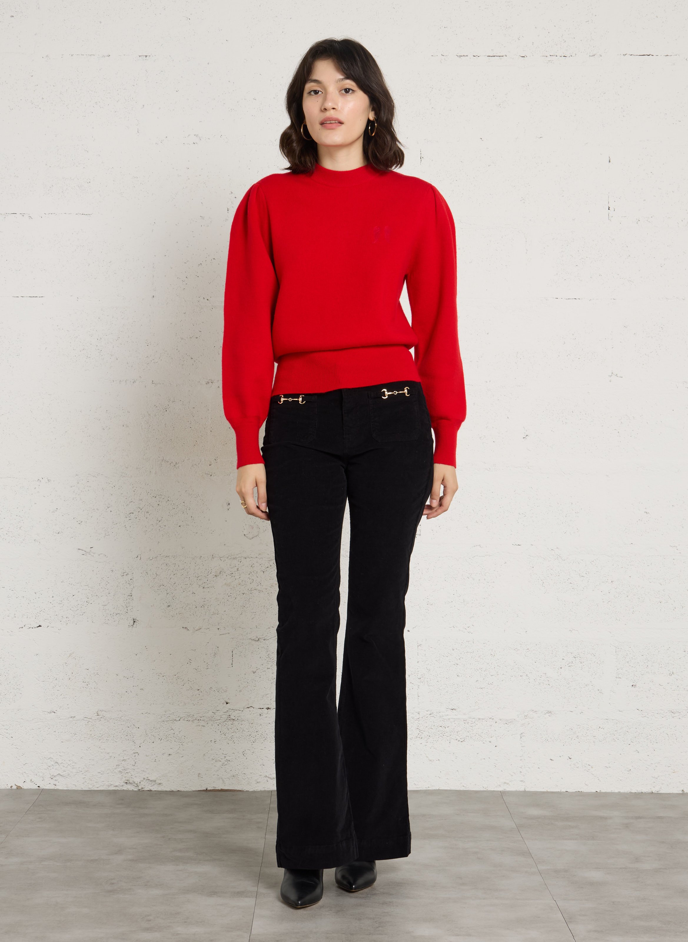 Pull droit col rond brodé en laine BERENICE Rouge