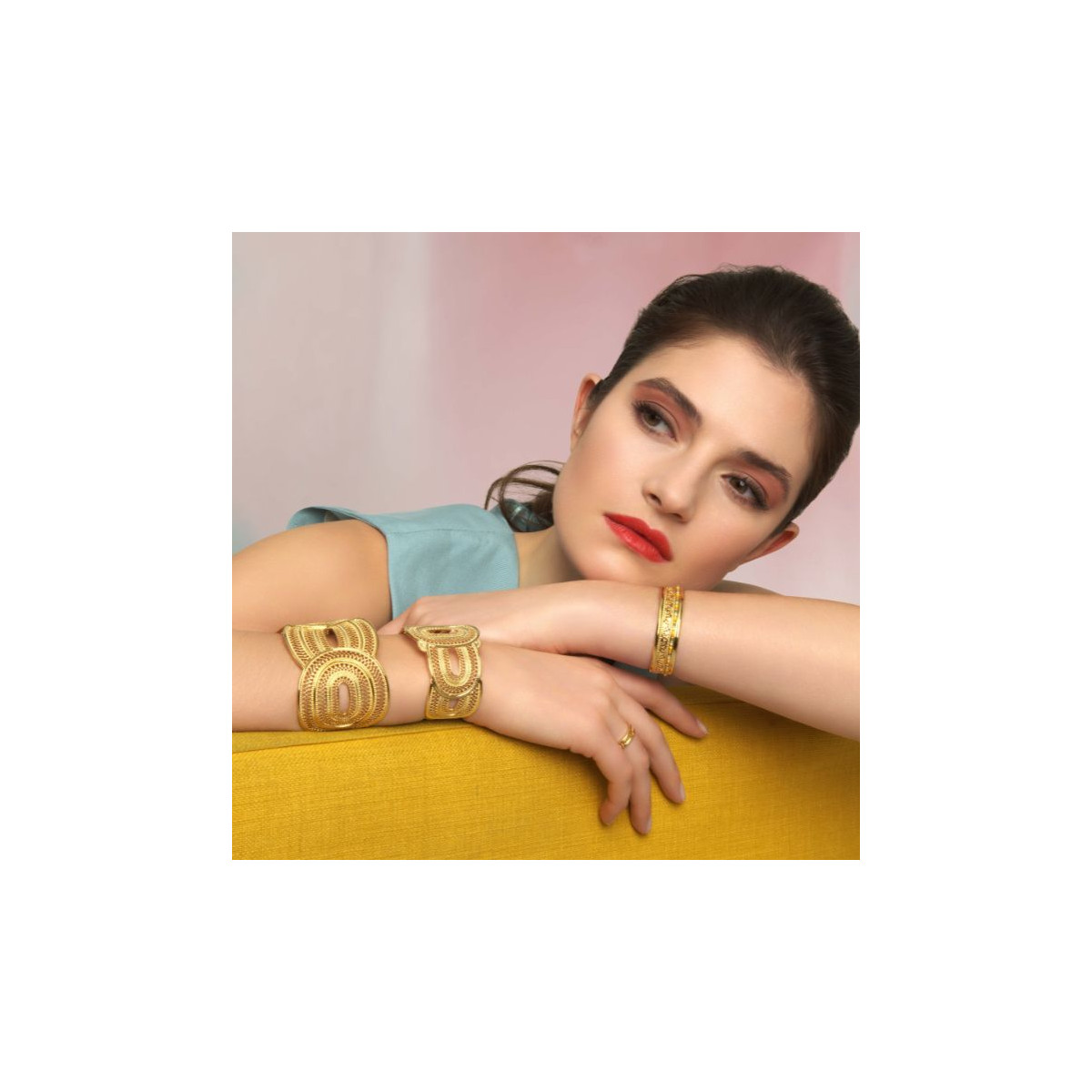 Bracelet manchette large filigrane noor SATELLITE PARIS Doré