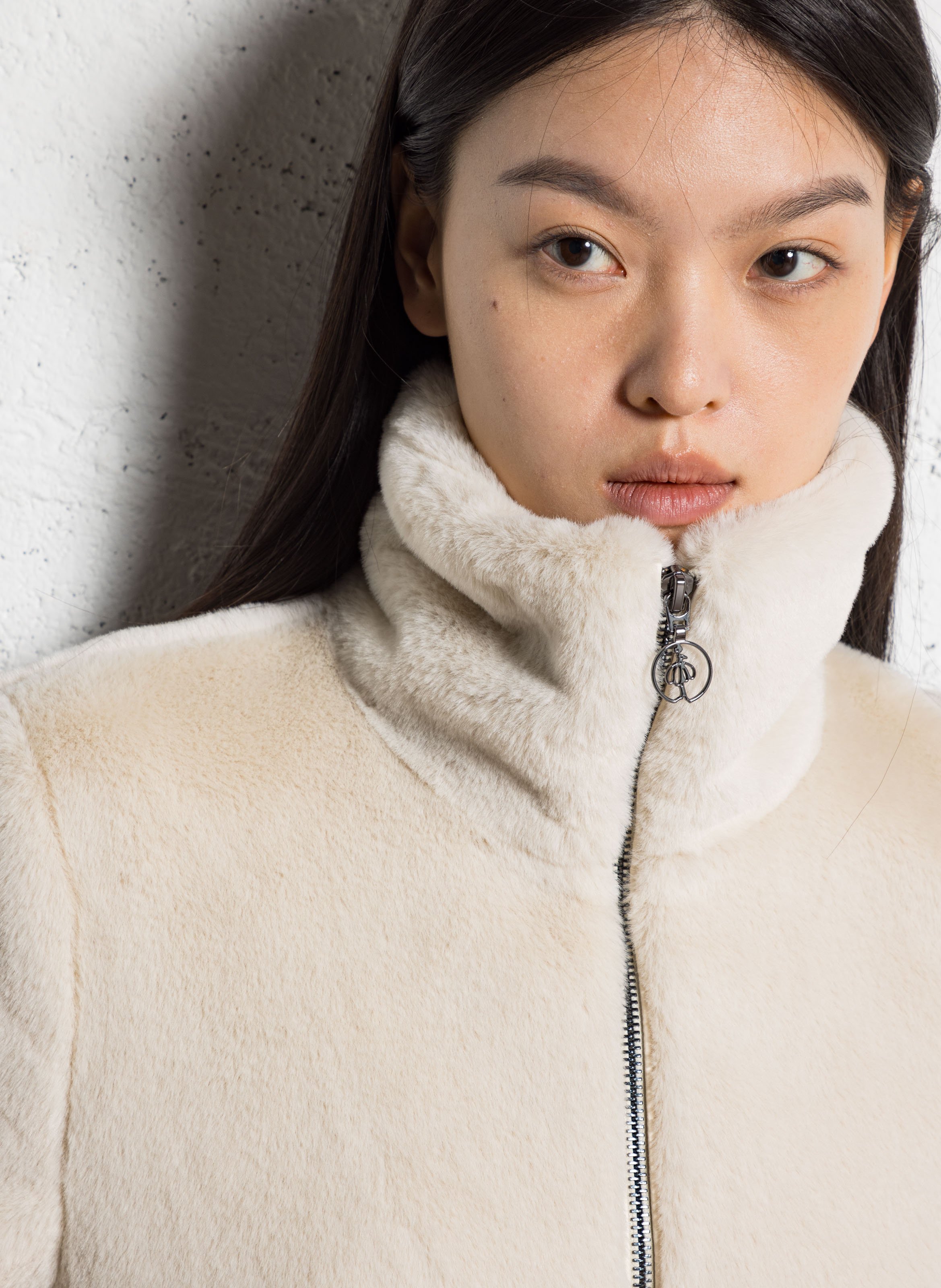 Gerade geschnittene Jacke mit Stehkragen ONE STEP Braun