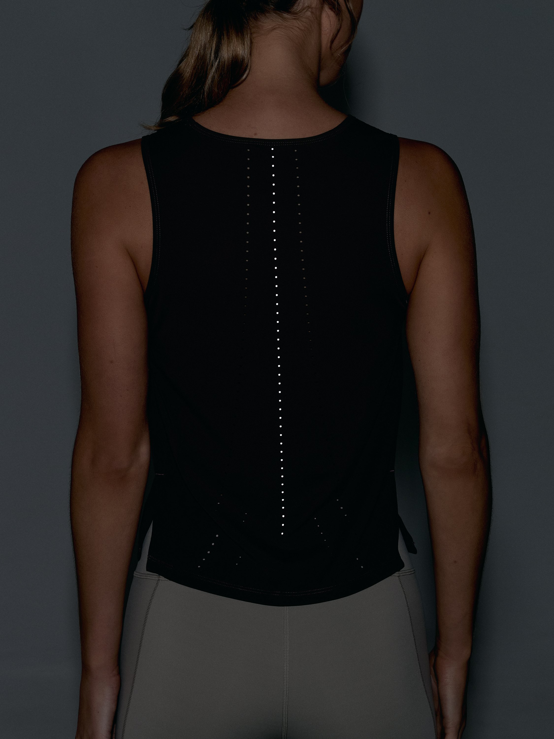 Sleeveless performance sports t-shirt BORN LIVING YOGA Red