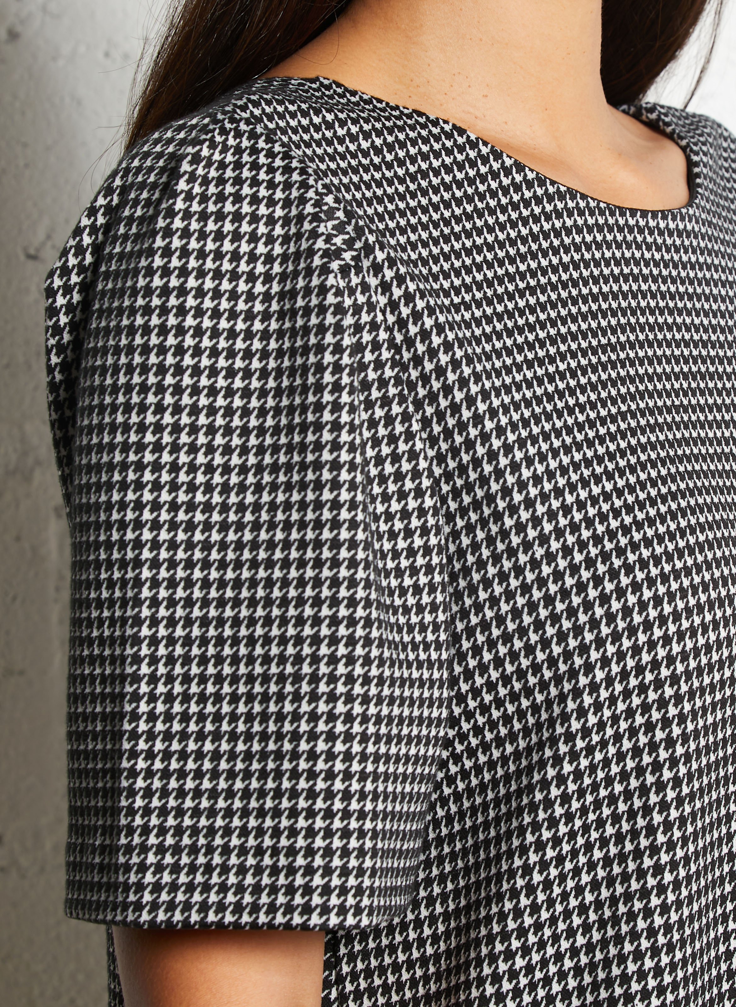 Korte jurk met V-hals IKKS Black