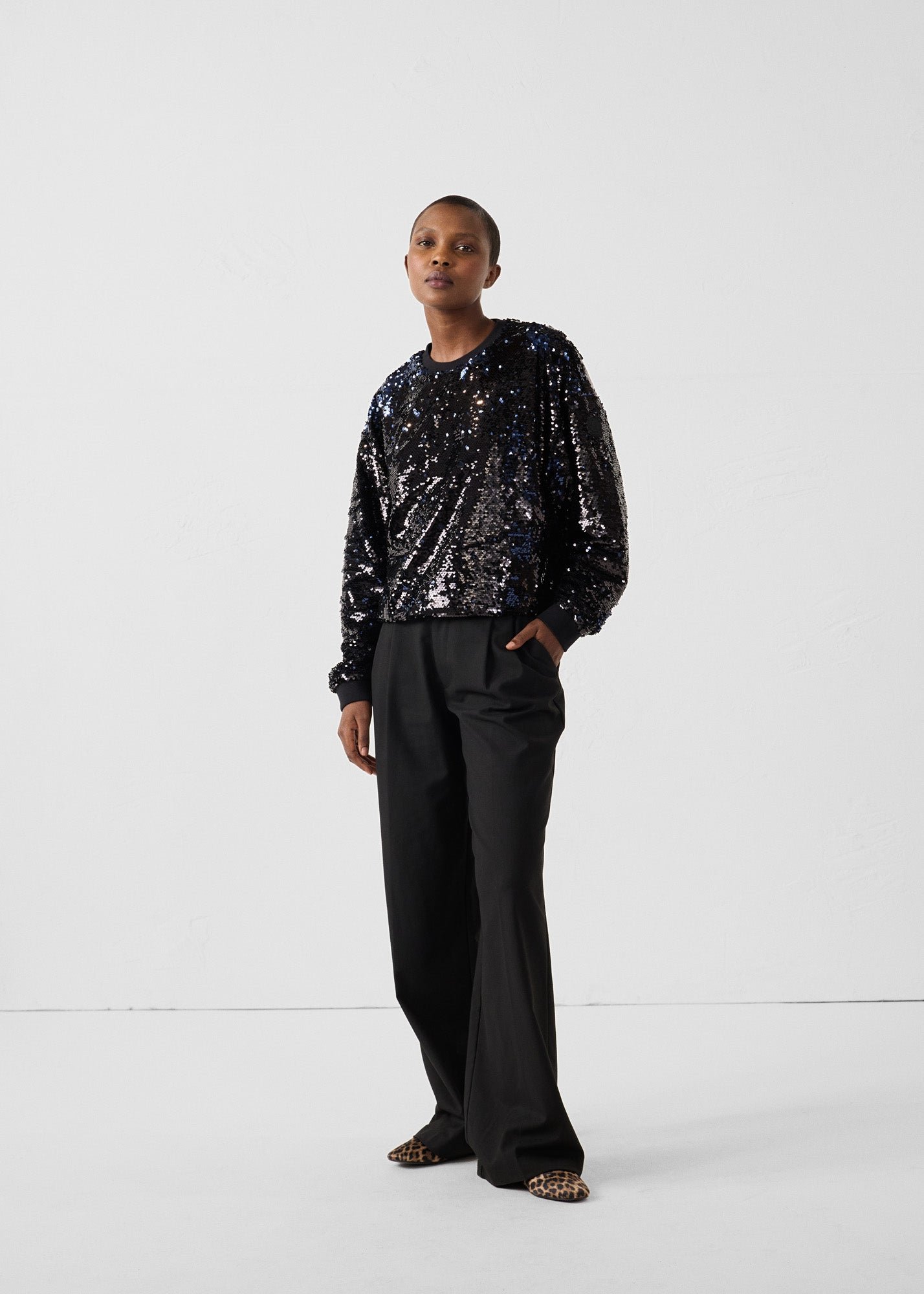 Black/Blue Sequin Sweatshirt JOTT Black