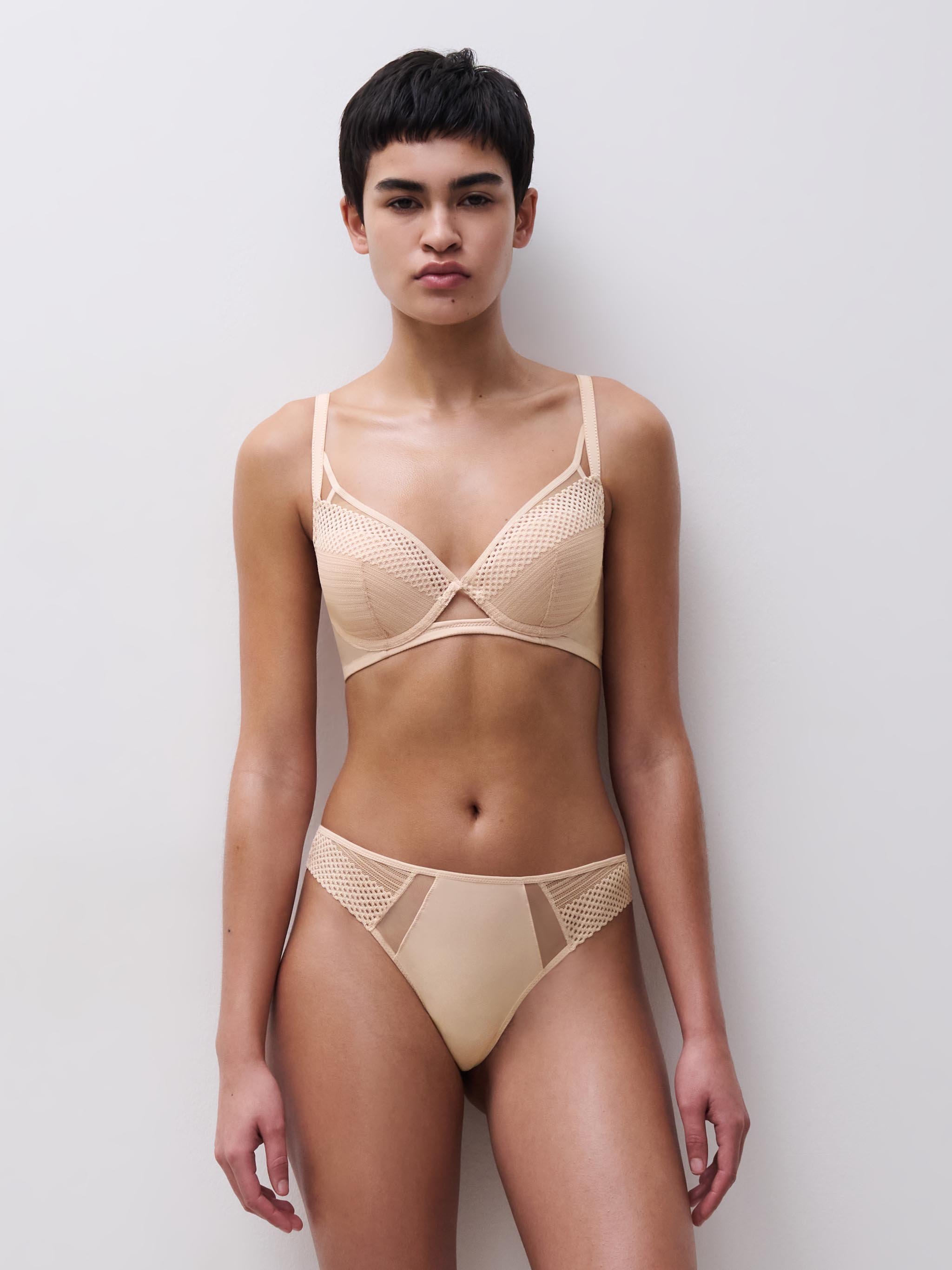 Plunge cup bra | Beige CHANTELLE PULP Women