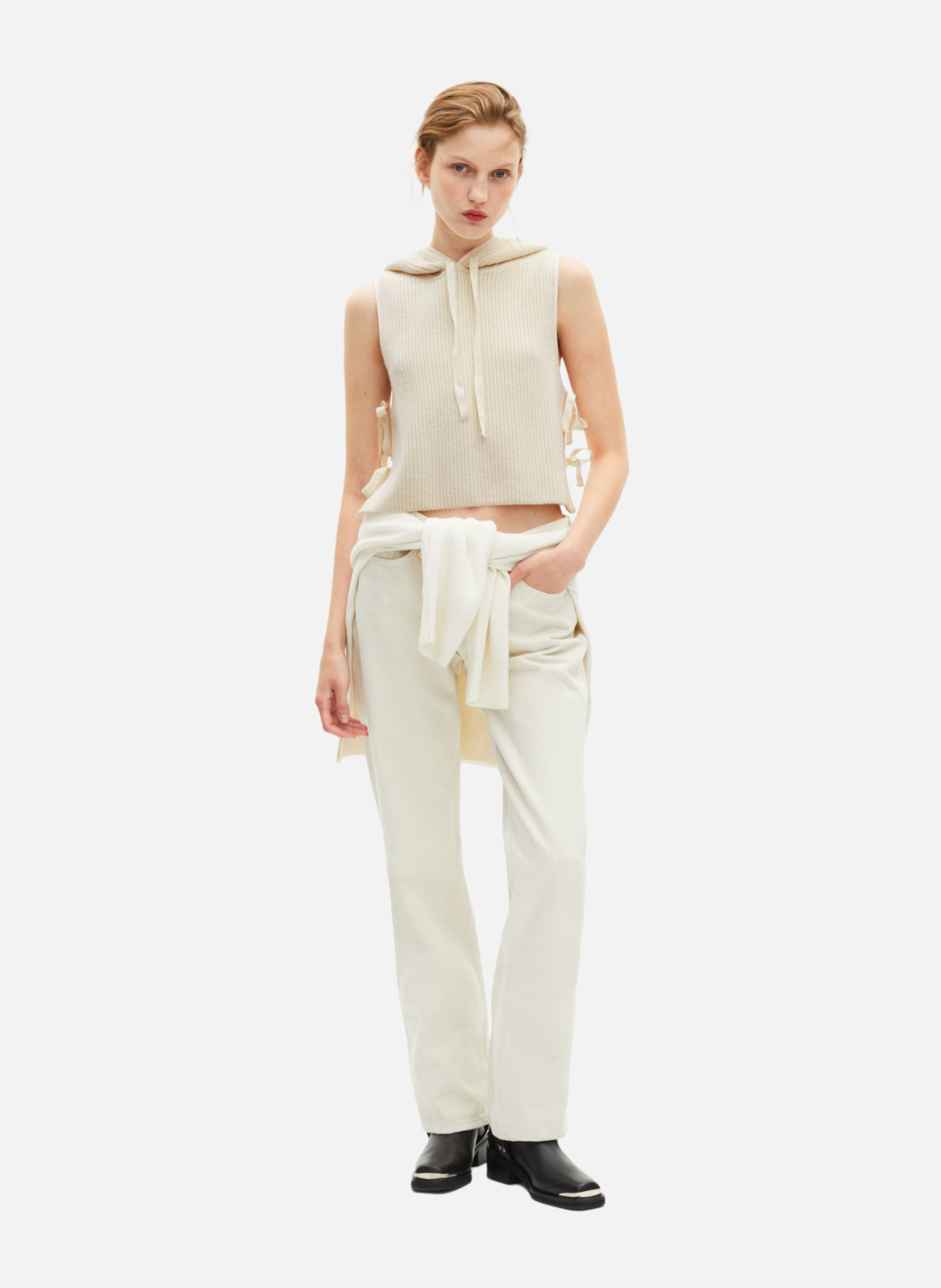 Sleeveless sweater made of wool and cotton. THE KOOPLES Beige