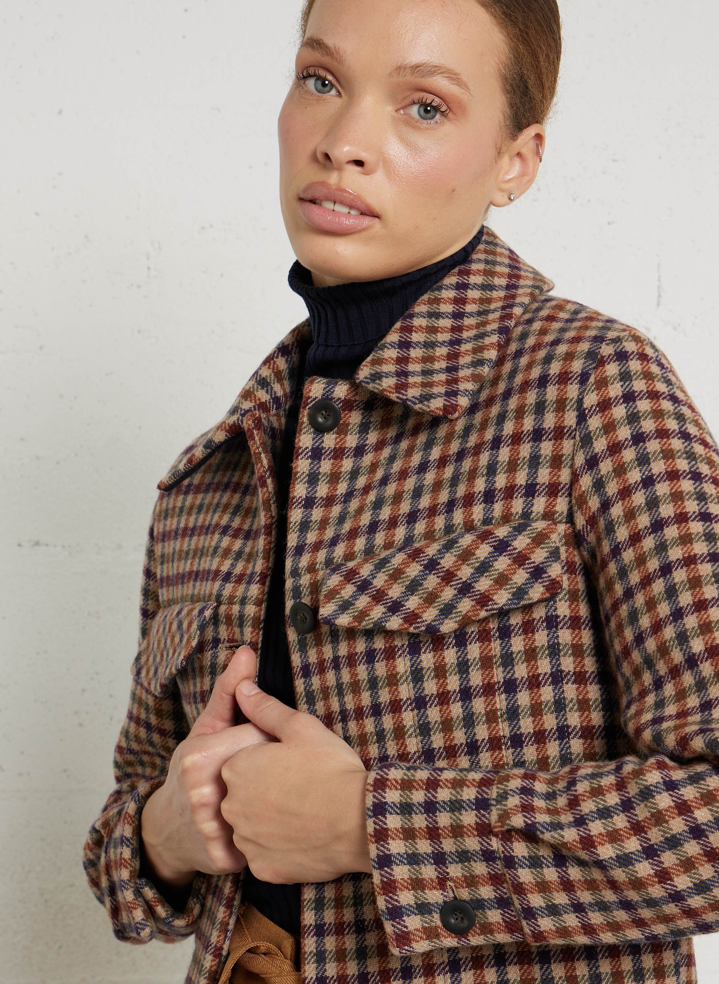 Gerade geschnittene Jacke aus Wollmix mit klassischem Kragen MAISON 123 Mehrfarbig