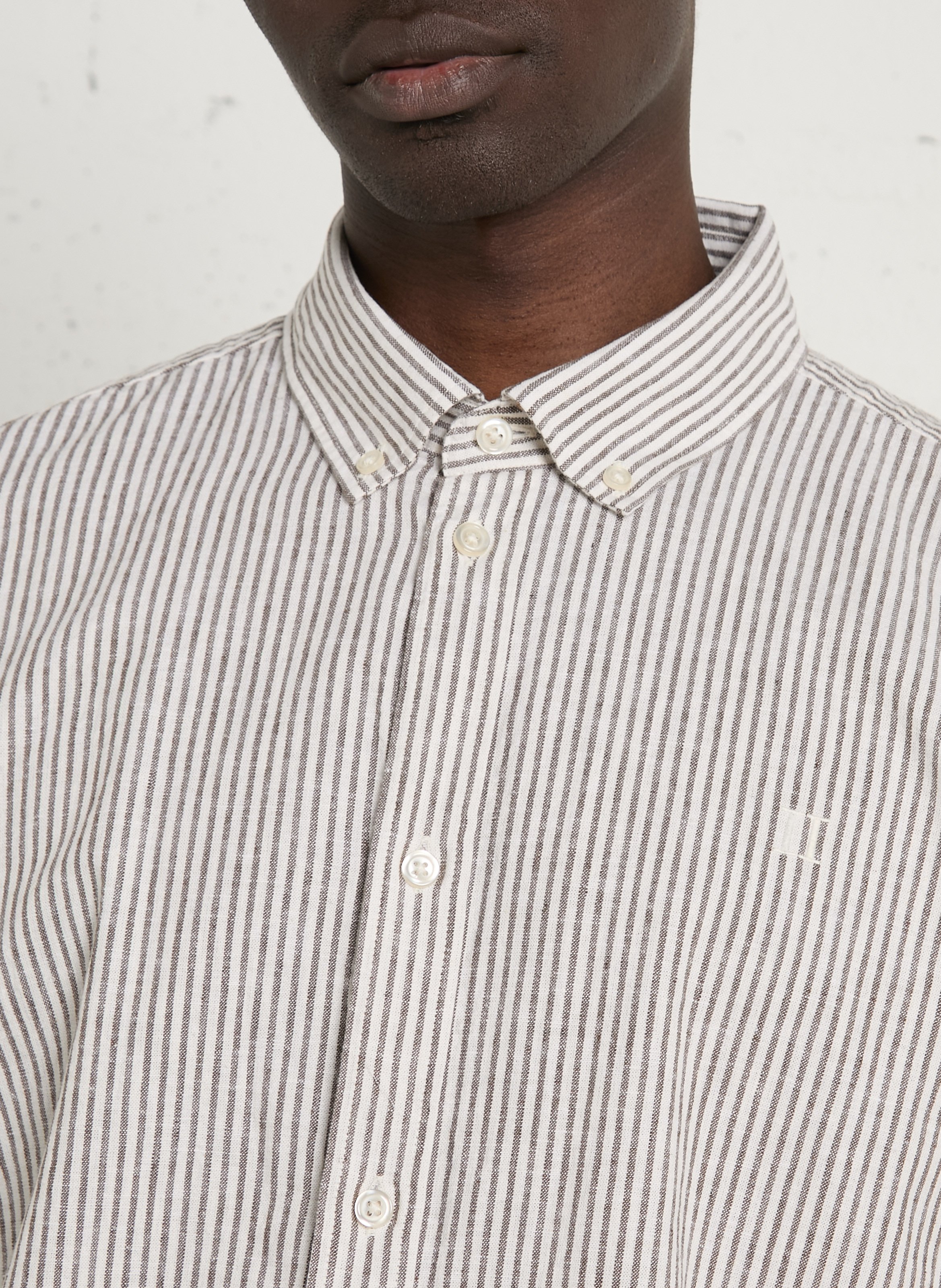 Chemise droite col américain rayée en coton et lin LES DEUX Marron