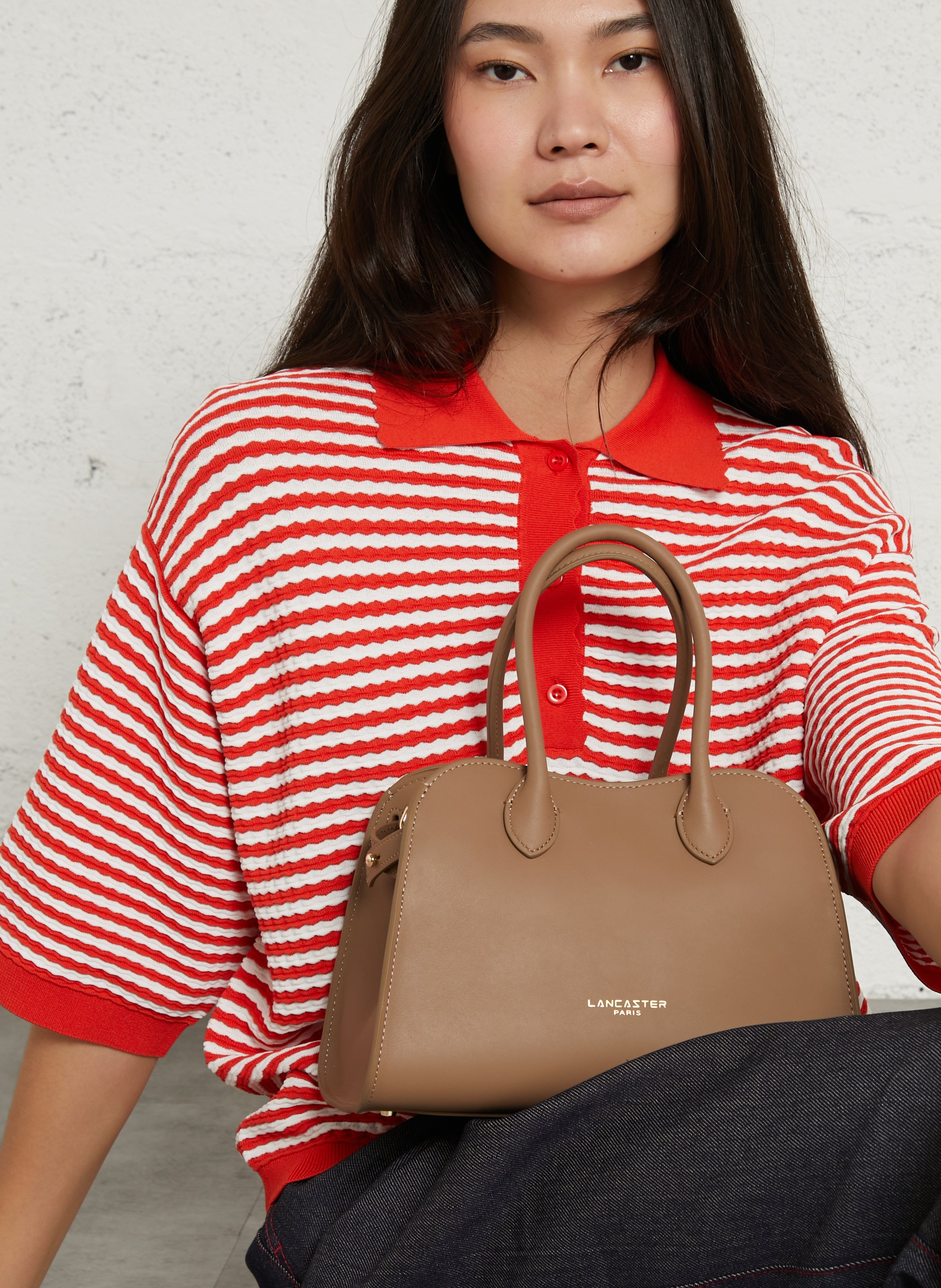 Bowlingtasche aus genarbtem Leder mit Reißverschluss LANCASTER PARIS Braun