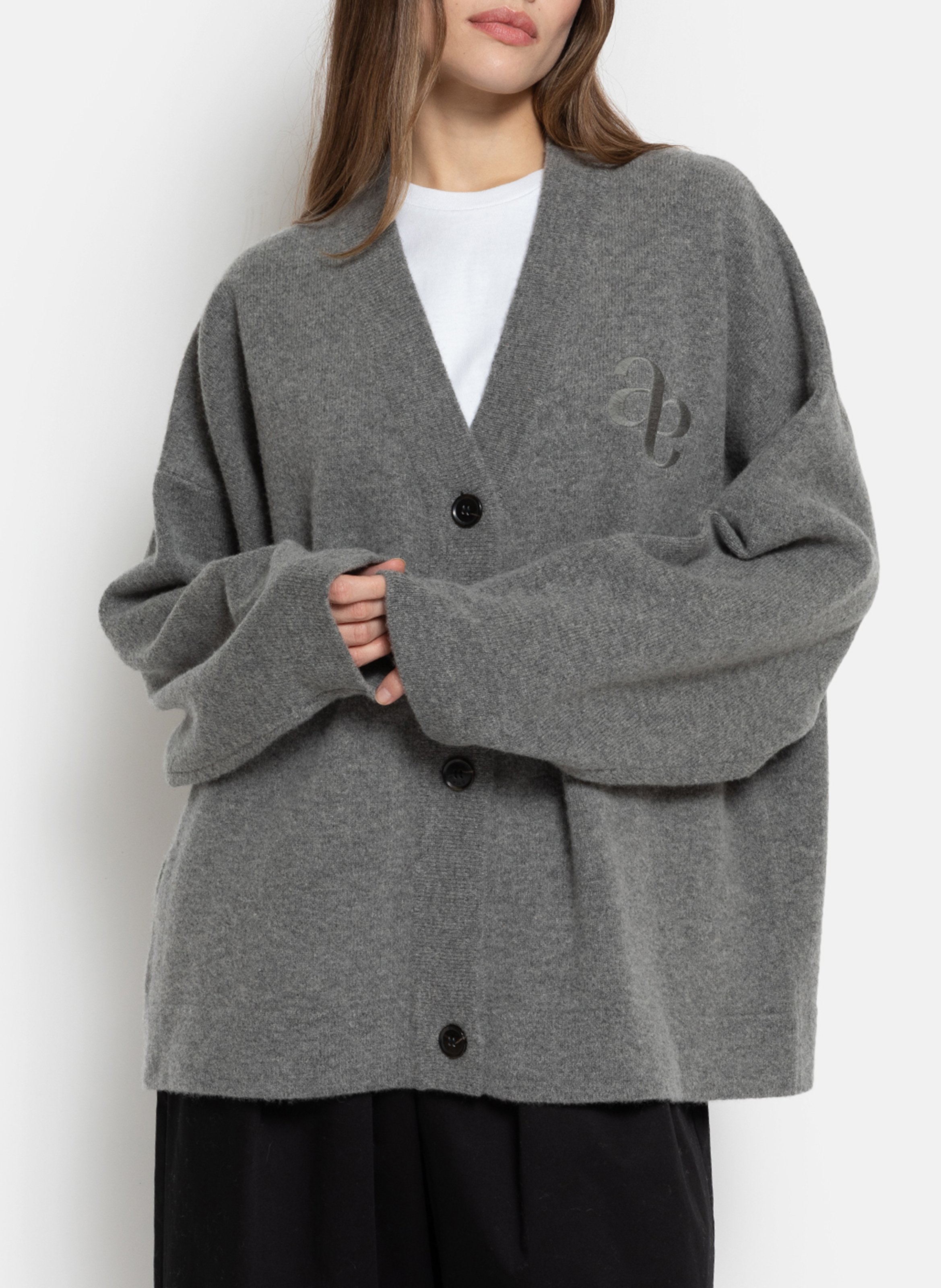 Straight V-neck wool vest AME ANTWERP Grey