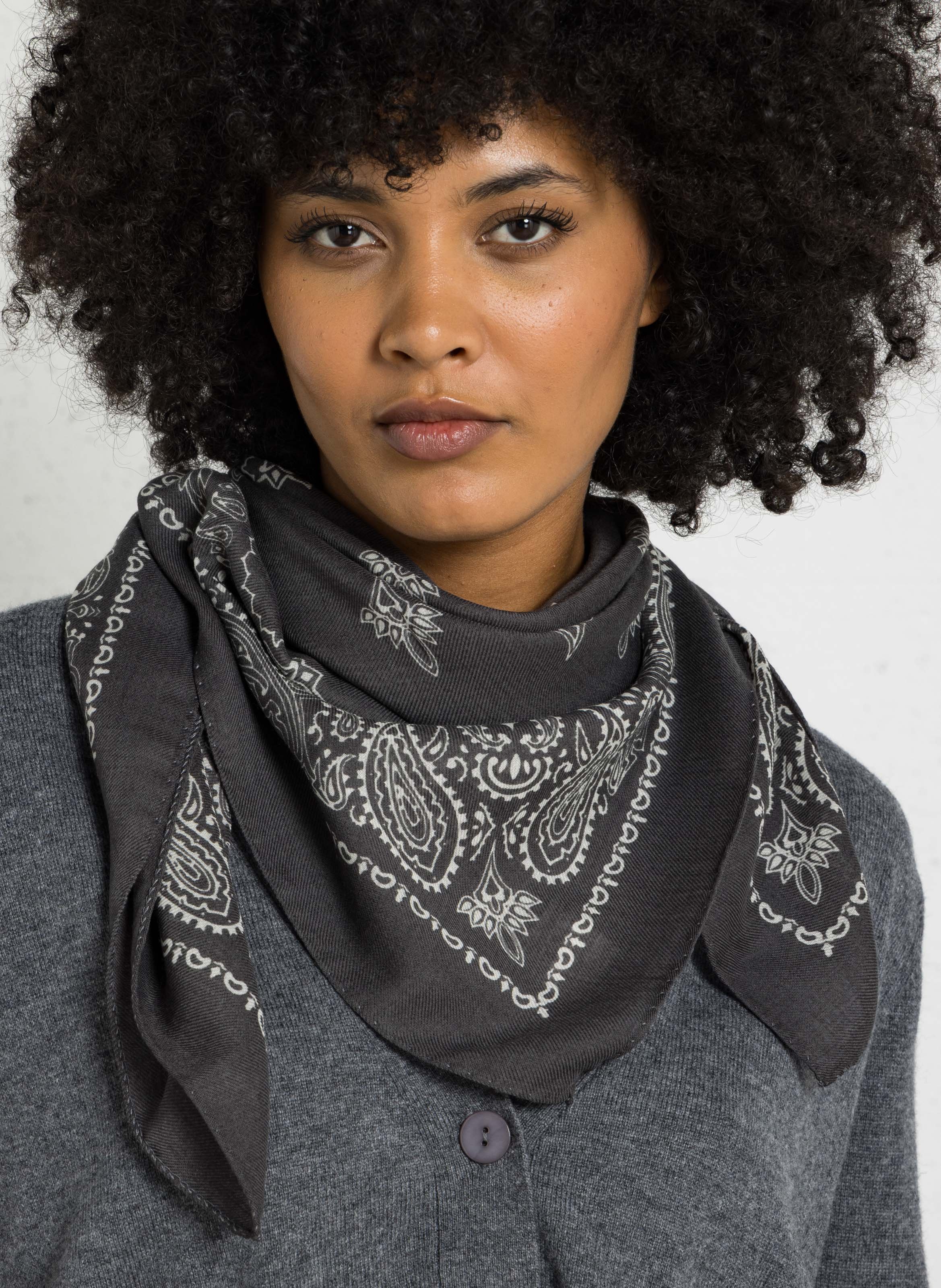 Foulard imprimé en laine DESTIN