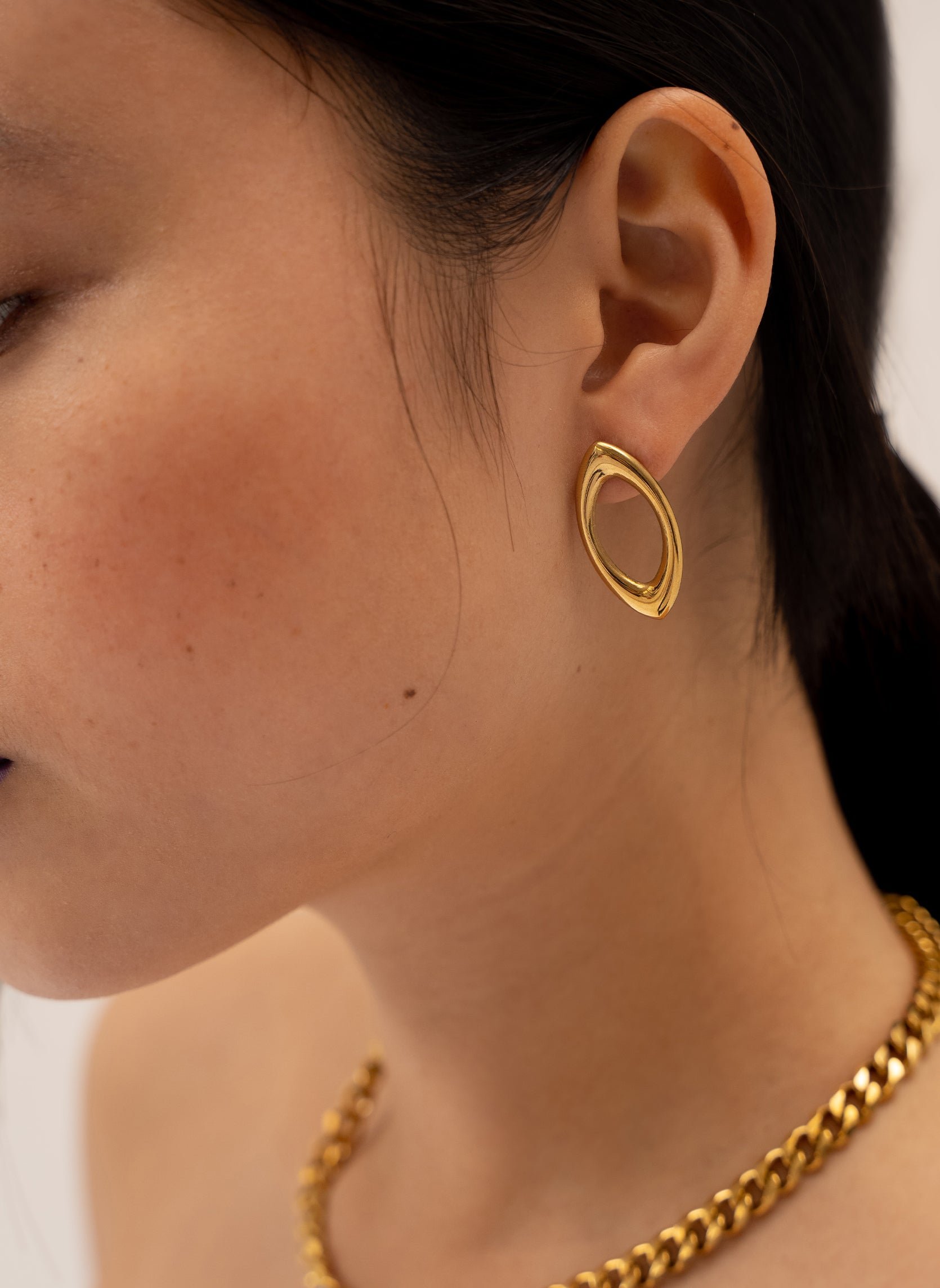 Lezat Little dangling earrings AEC Paris Golden