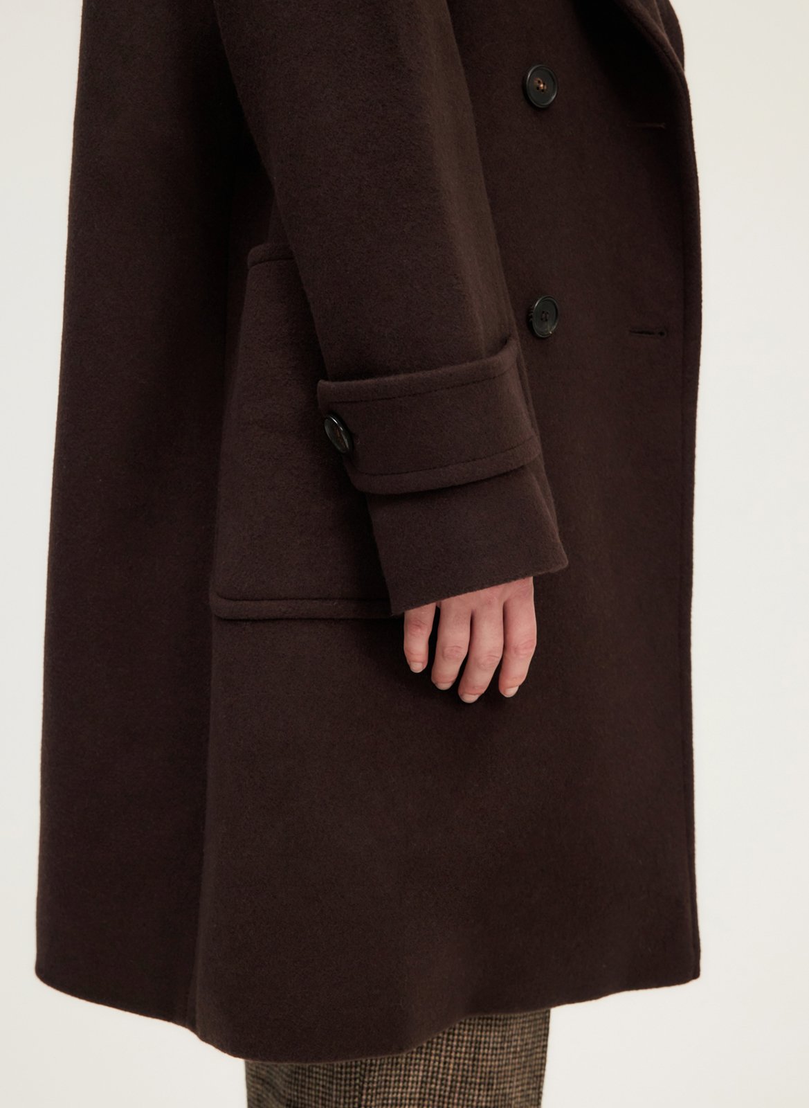 Mid-length loose-fitting plain buttoned coat PABLO Brown