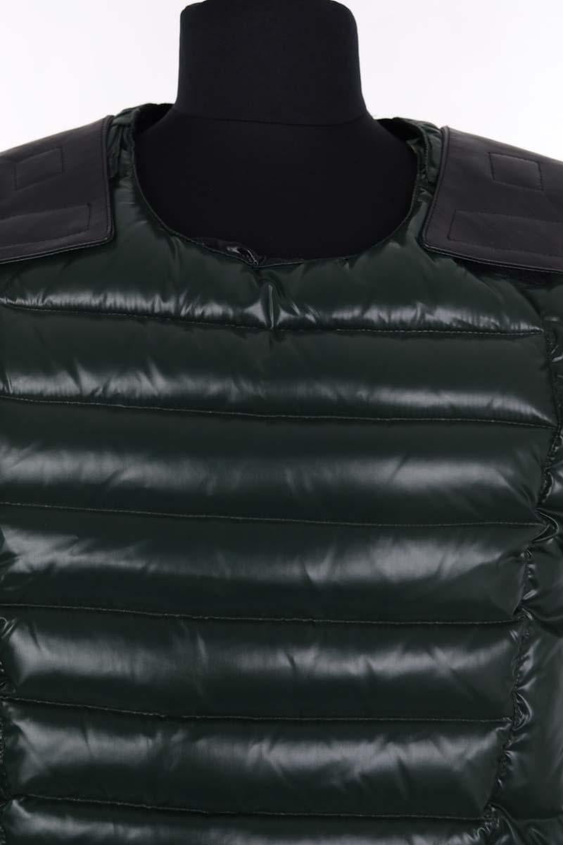 Lightweight quilted padded jacket with high neck MONCLER - Seconde Main Green
