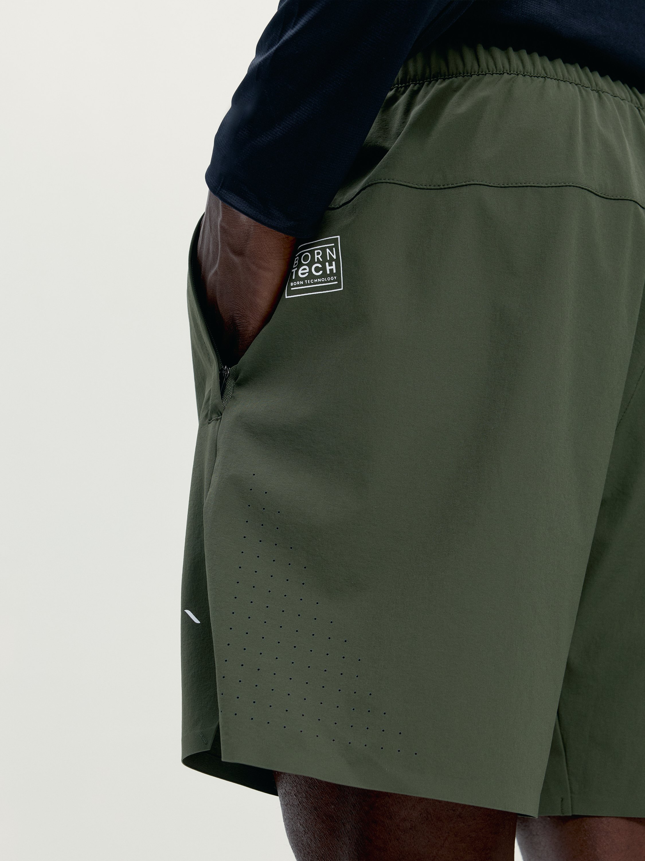 Short men's sports training | Green BORN Men