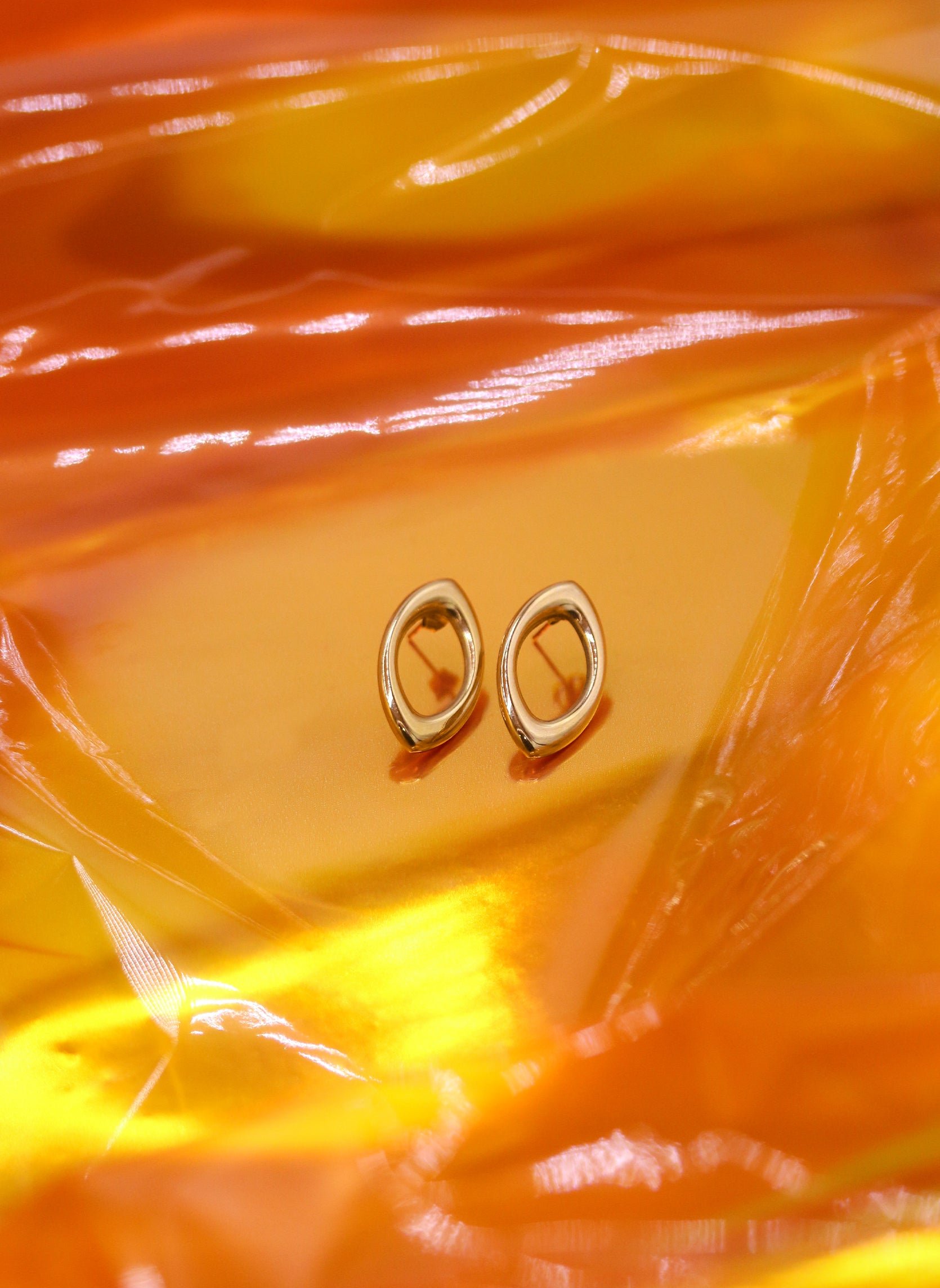 Lezat Little dangling earrings AEC Paris Golden