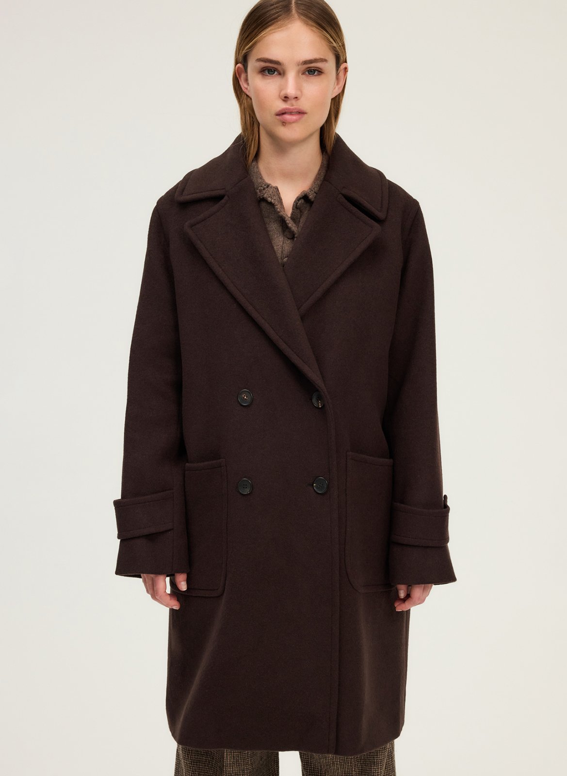 Mid-length loose-fitting plain buttoned coat PABLO Brown
