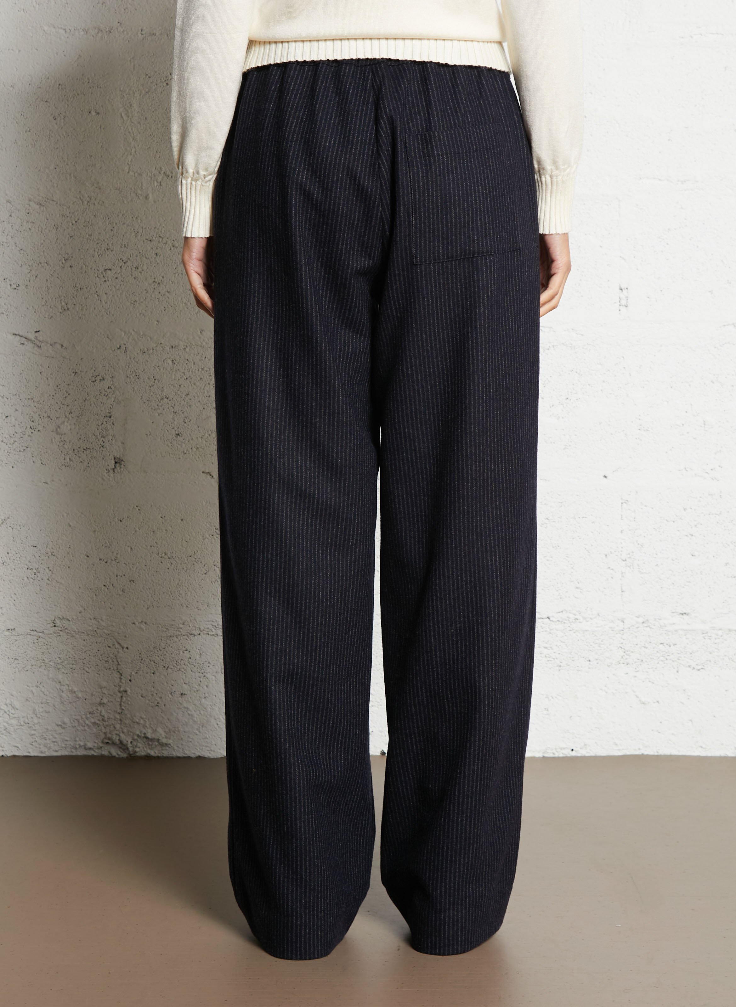 Low-cut loose-fit dress BELLEPIECE Blue