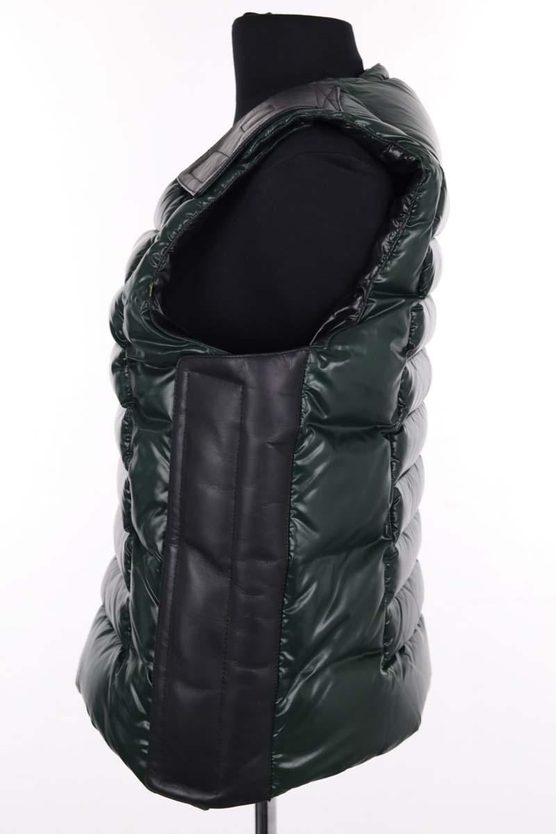 Lightweight quilted padded jacket with high neck MONCLER - Seconde Main Green