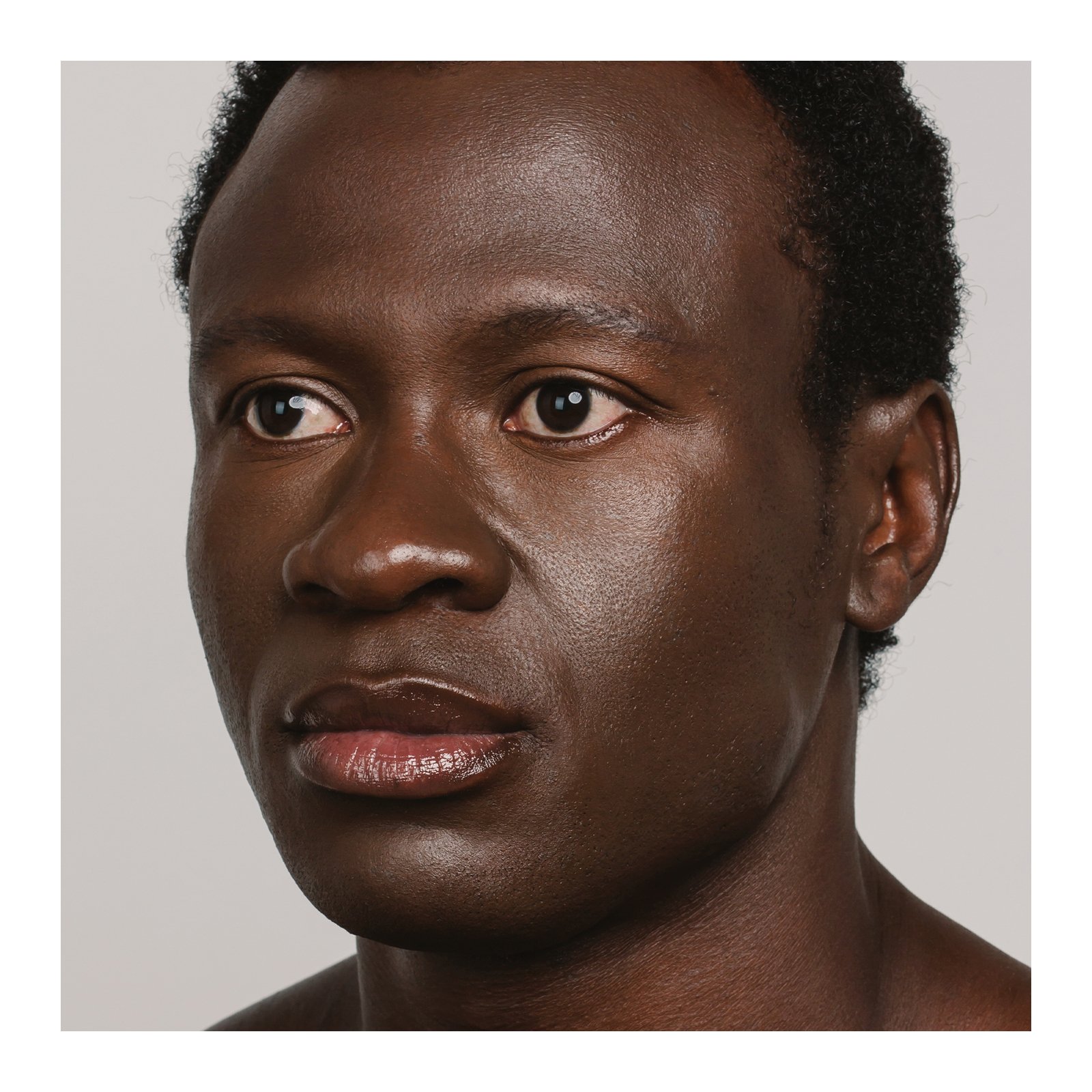 SKIN EQUAL Glow Foundation SPF15 MÁDARA #100 mocha