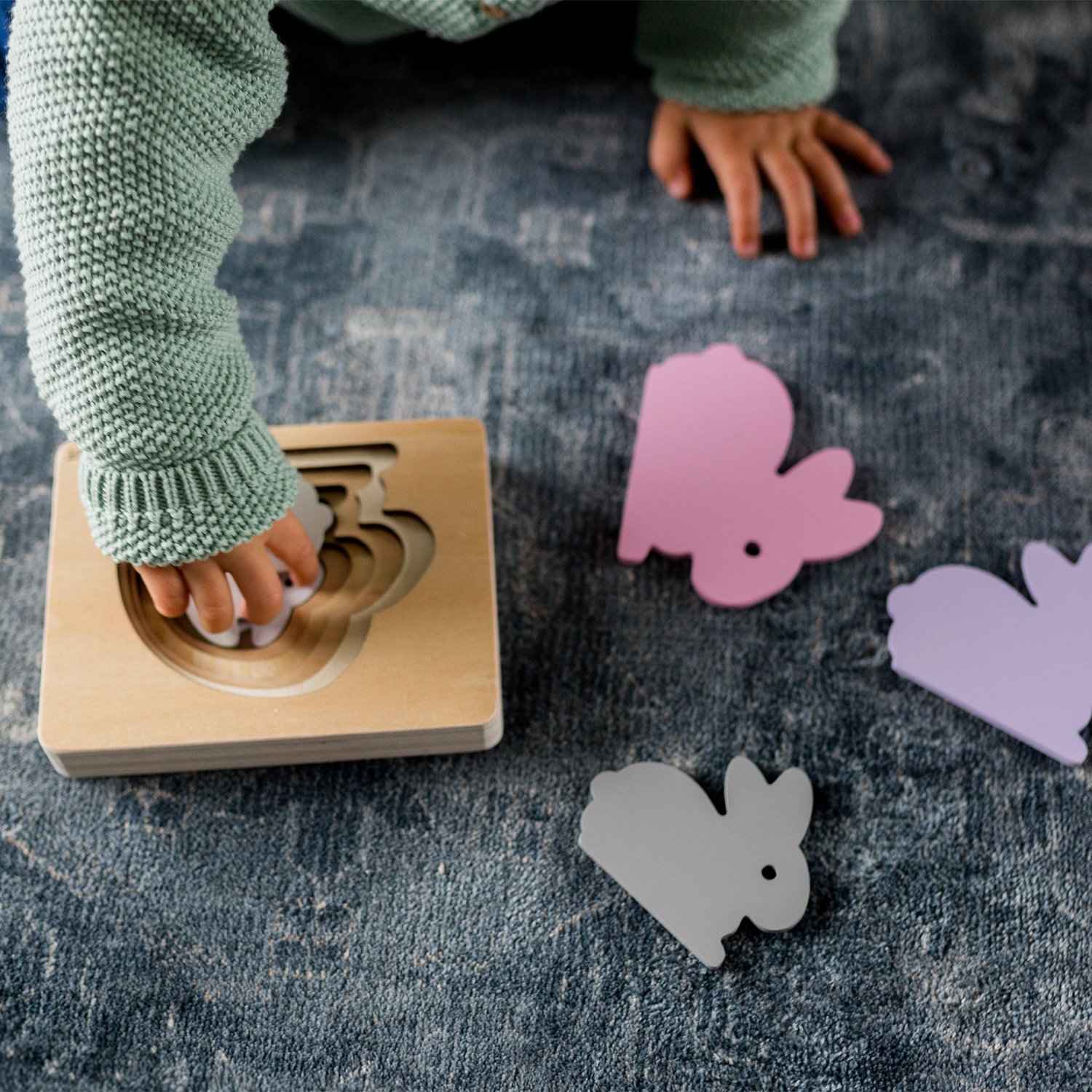 Wooden rabbit puzzle KINDSGUT Pink